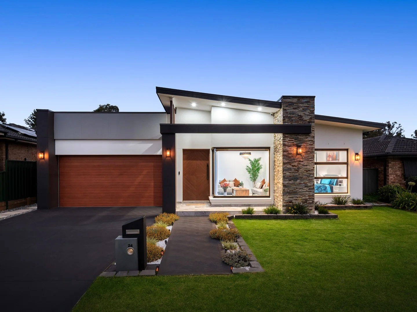 24 Long Reef Crescent, Woodbine NSW 2560