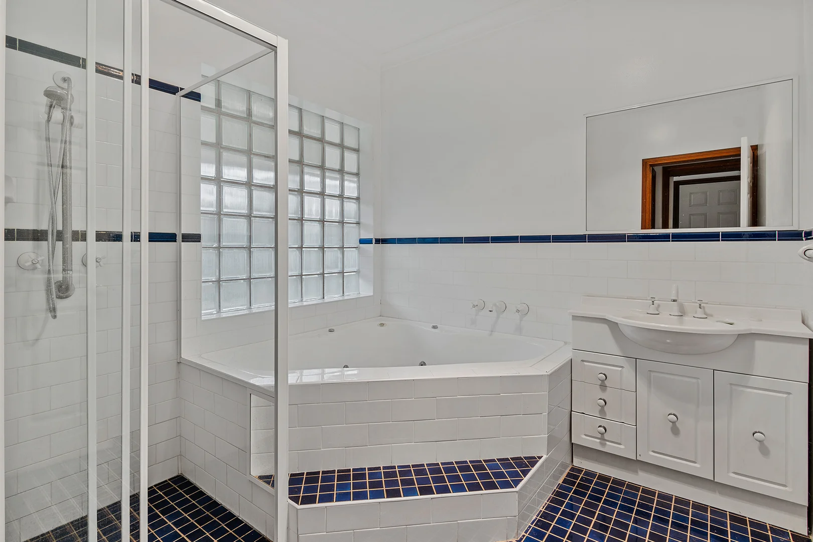 Additional image 12 of 9 McGregor Place, Mudgee NSW 2850