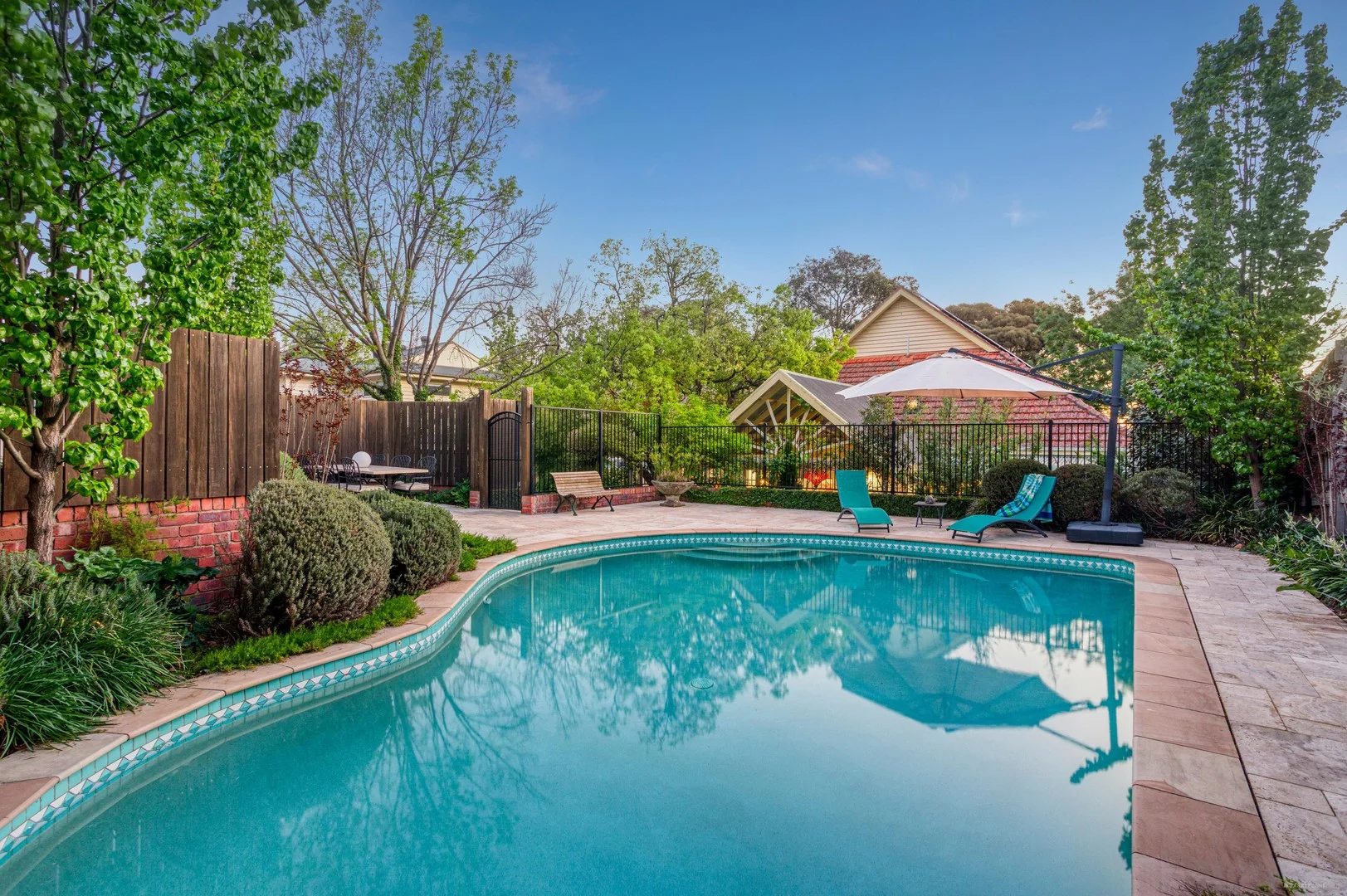 Additional image 2 of 24 Gladstone Road, Briar Hill VIC 3088