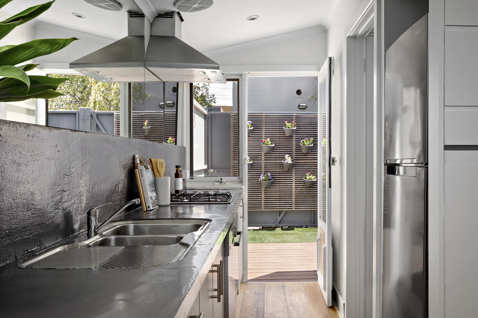 Additional image 4 of 83 Evans Street, Port Melbourne VIC 3207