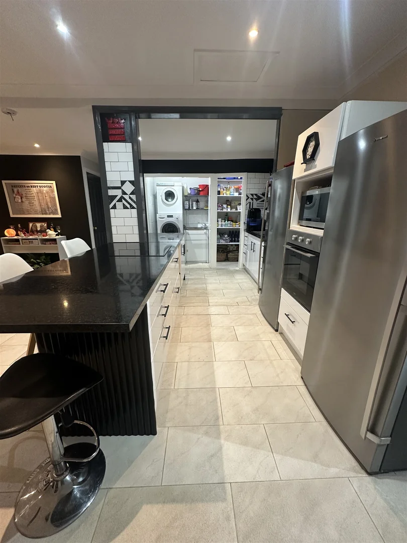 Additional image 15 of 18 Loftus Street, Temora NSW 2666