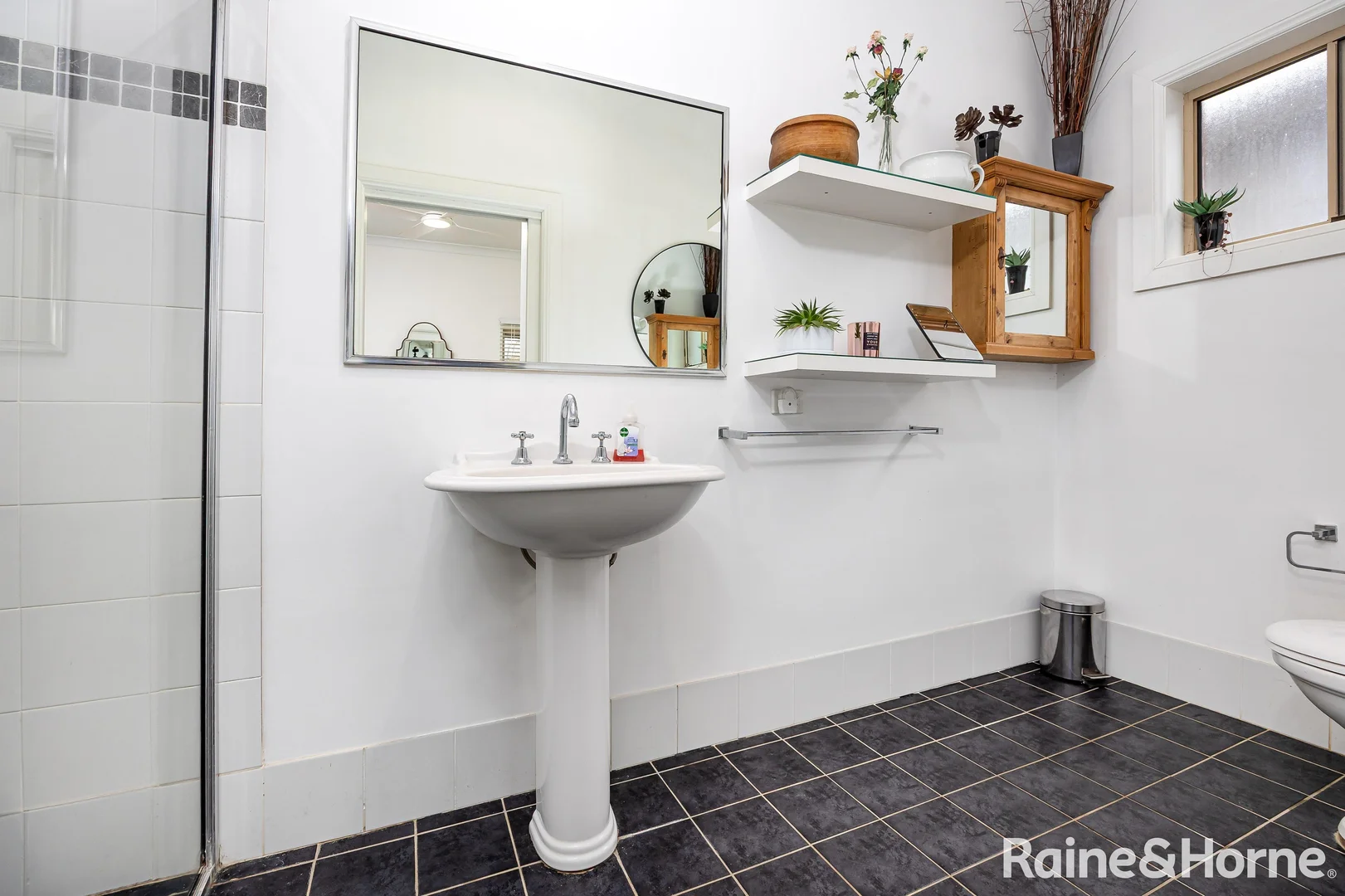 Additional image 9 of 5 Jenolan Place, Tatton NSW 2650