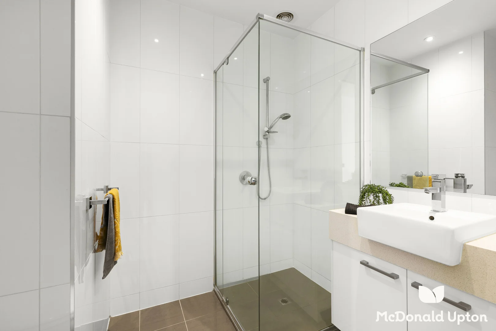 Additional image 8 of 8/32 Napier Street, Essendon VIC 3040