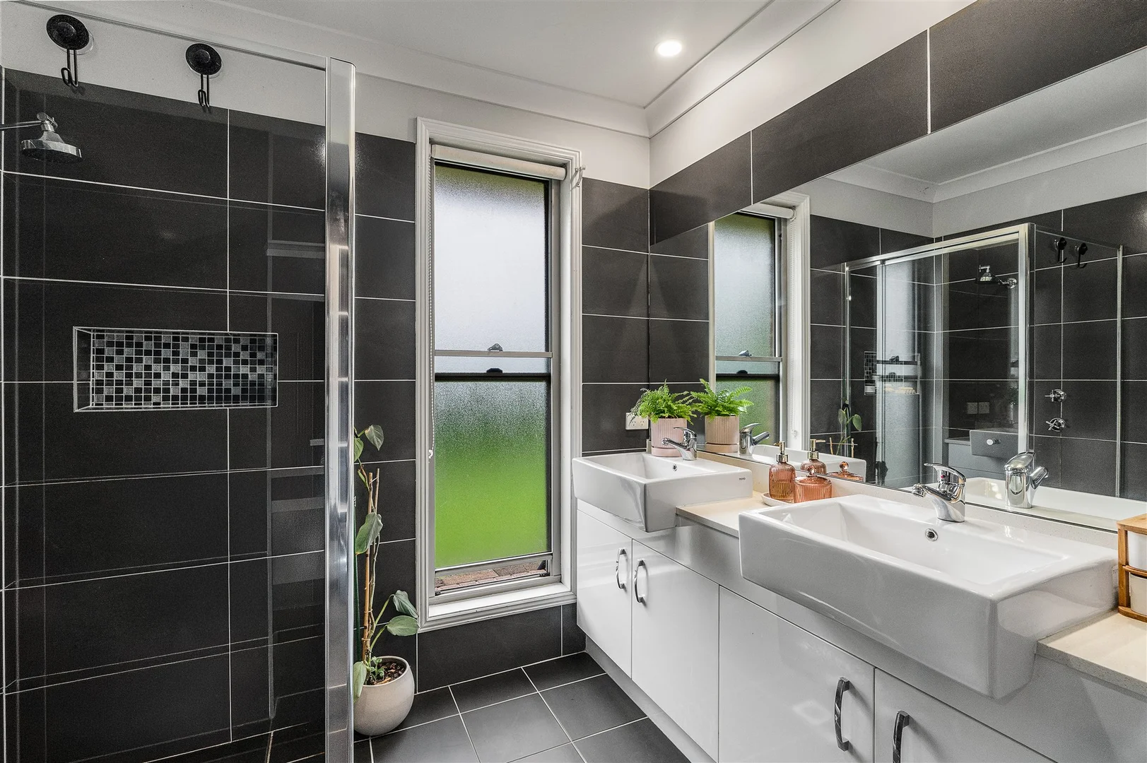 Additional image 3 of 54A North Street, Robertson NSW 2577