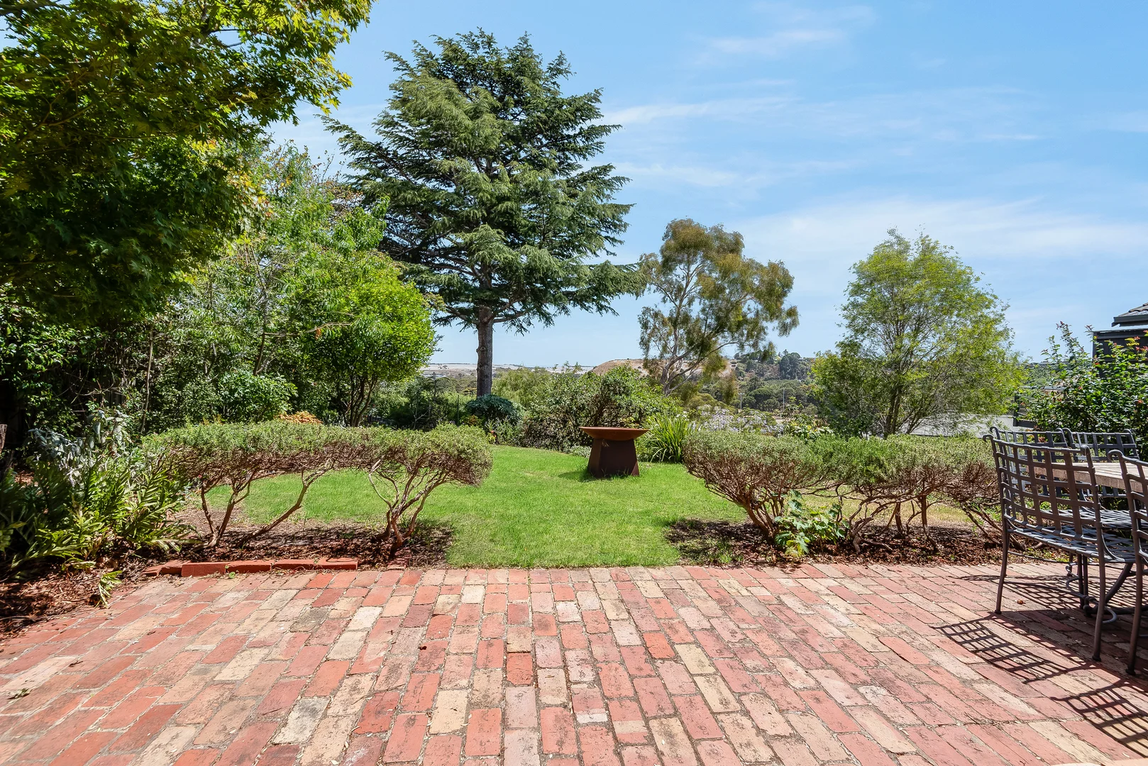 Additional image 14 of 9 Tuxen Court, Highton VIC 3216