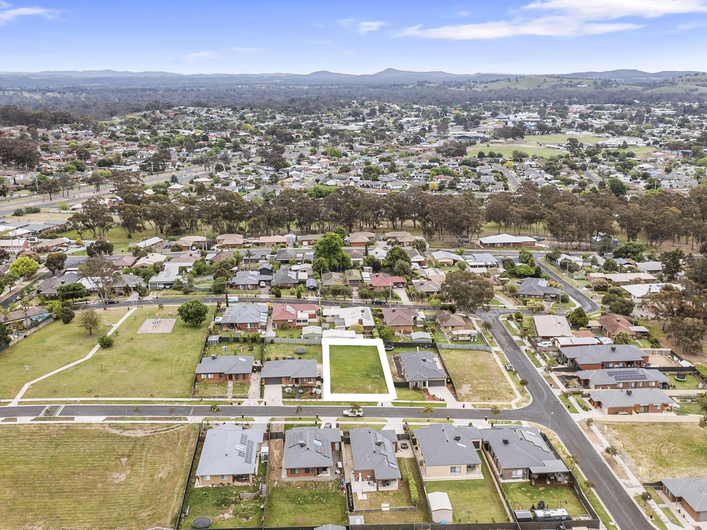 Additional image 4 of 6 DELMA CRESCENT, Seymour VIC 3660