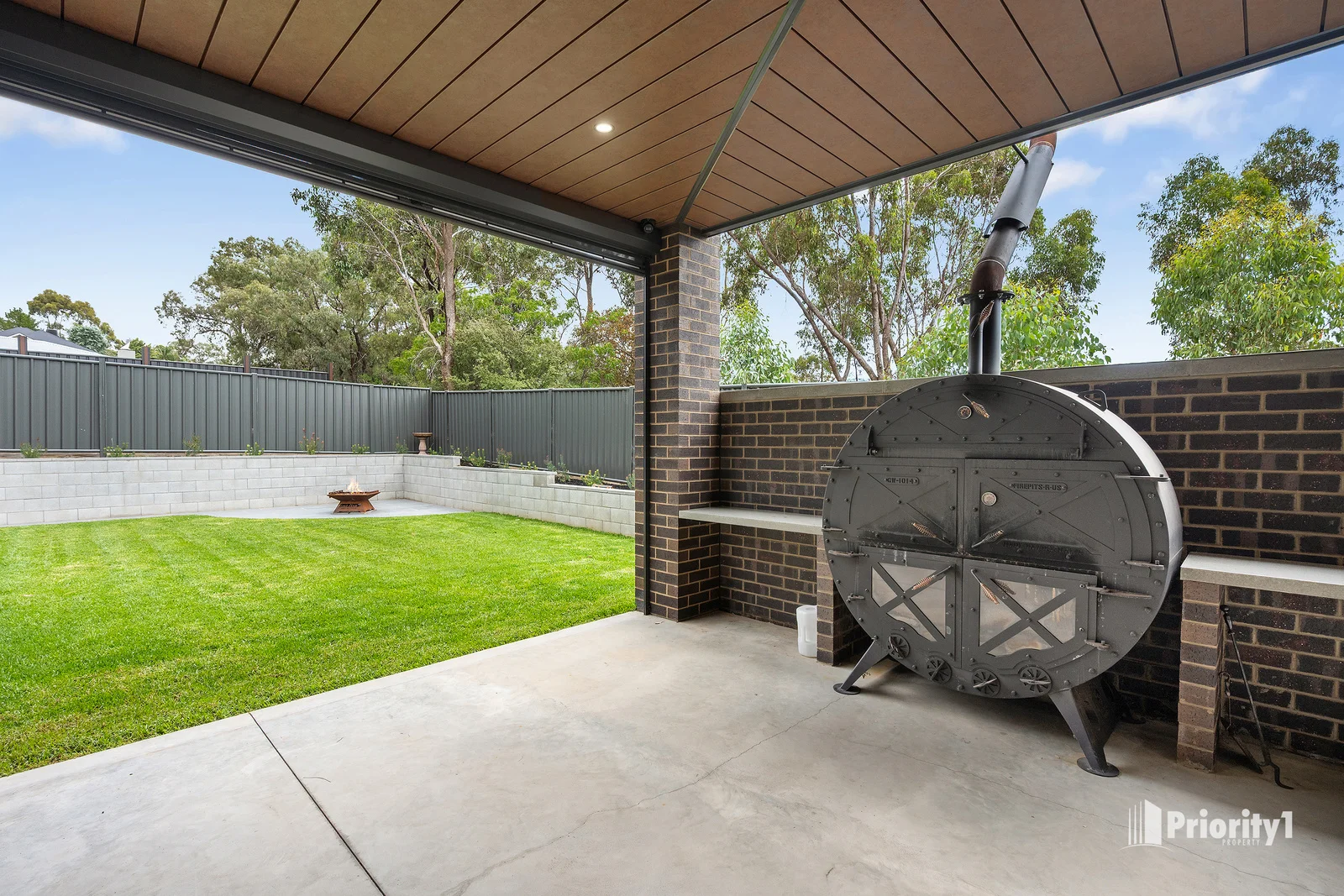 Additional image 2 of 10 Luxford Court, Strathdale VIC 3550