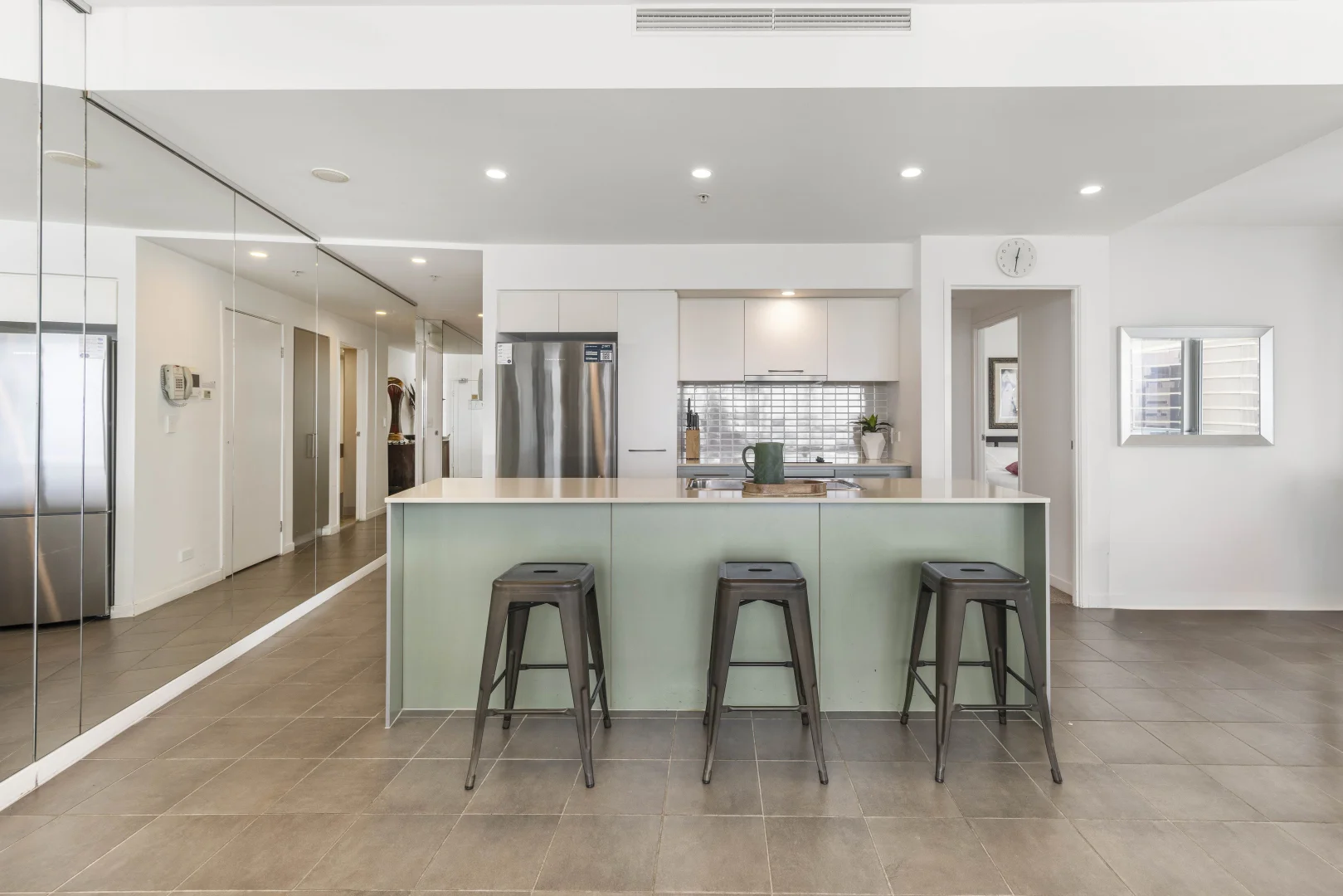 Additional image 3 of 2804/18 Enderley Avenue, Surfers Paradise QLD 4217