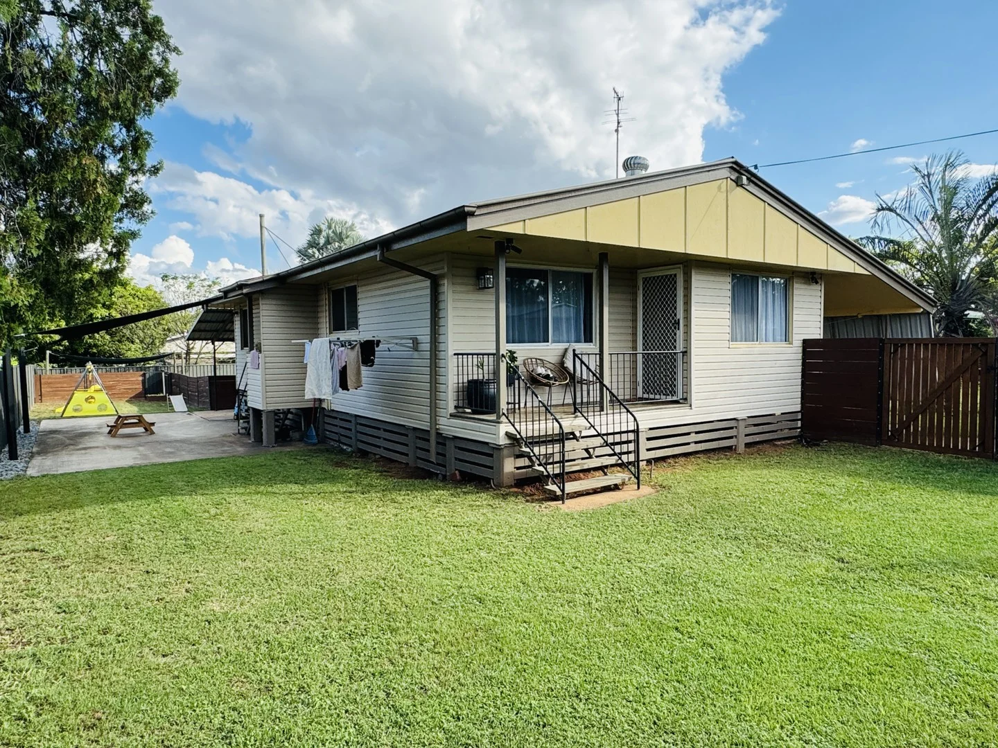 4 Connor Street, Moranbah QLD 4744