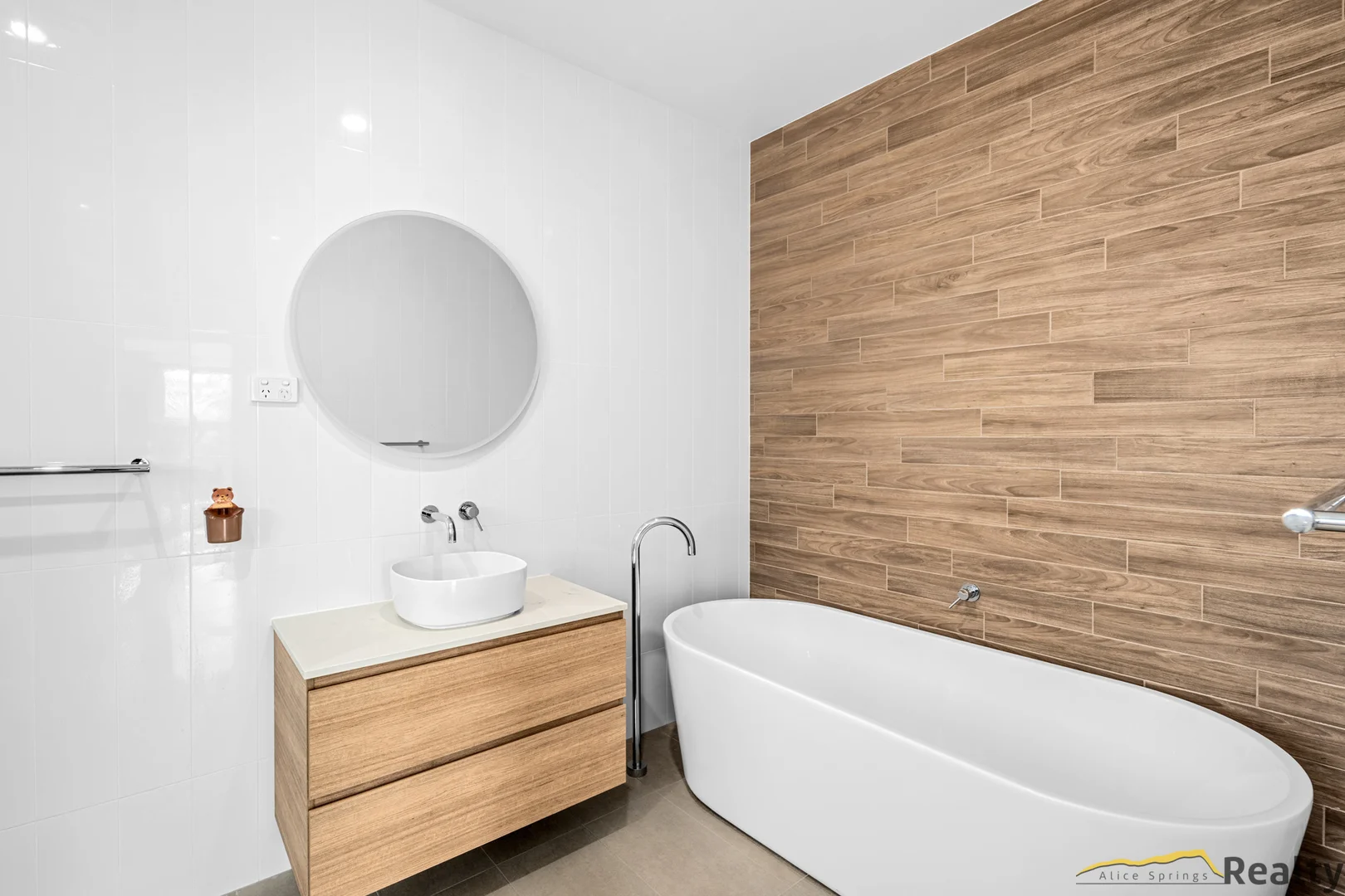 Additional image 16 of 2 Teague Crescent, Larapinta NT 0875