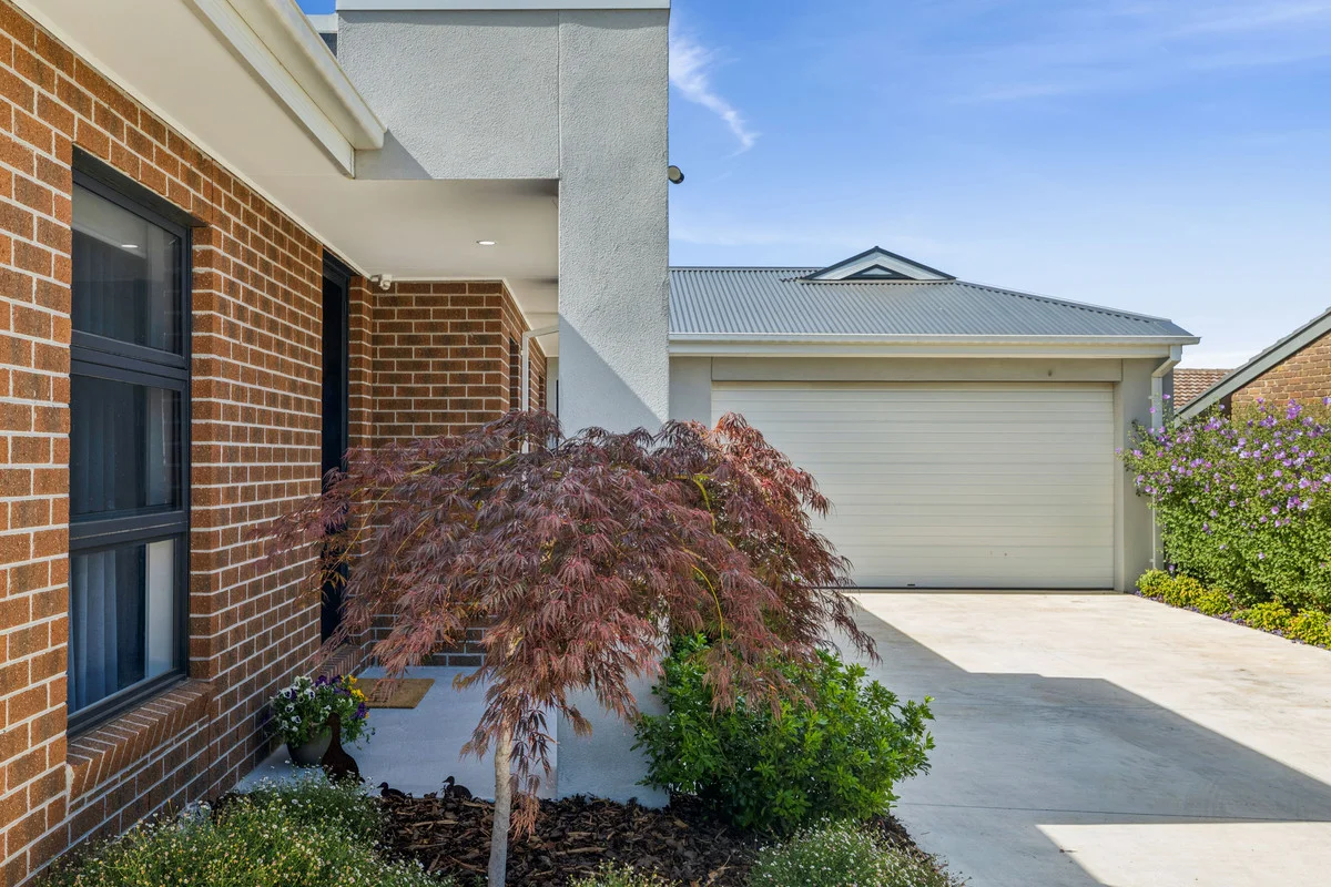 Additional image 4 of 2/15 Worcester Road, Gisborne VIC 3437