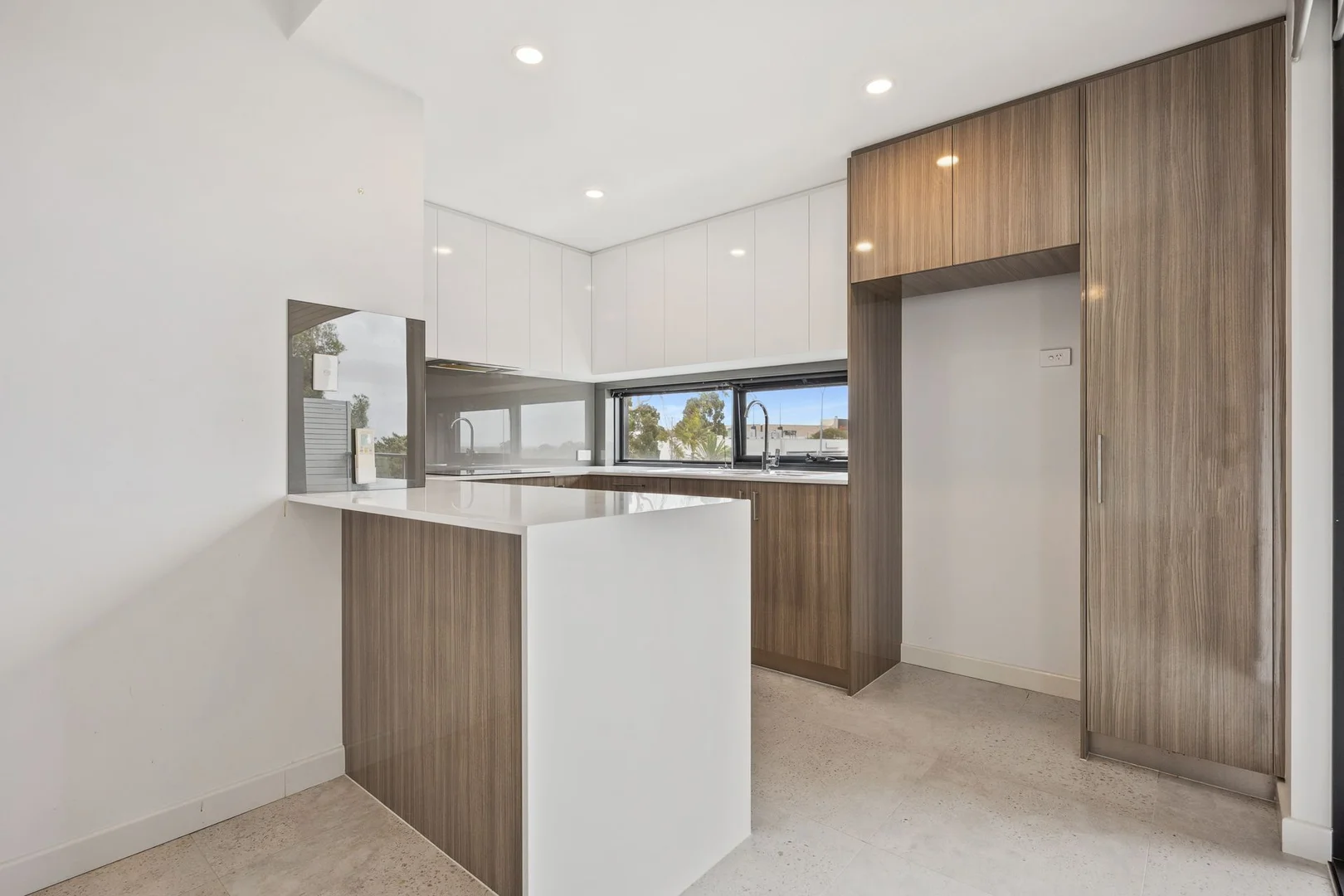 Additional image 4 of 14/1 Davenport Road, Booragoon WA 6154