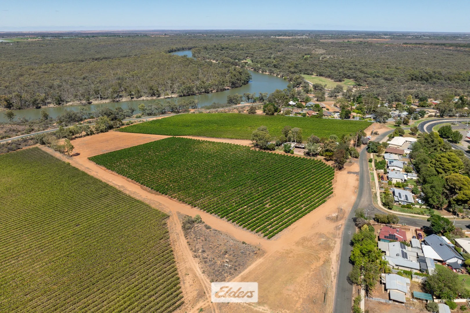 18 Devenport Street, Dareton NSW 2717