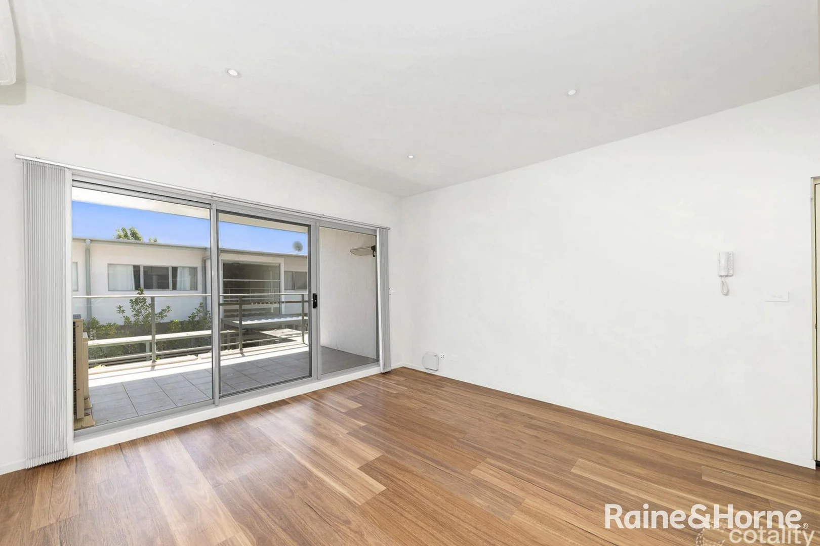 Additional image 4 of 24/36 Antill Street, Queanbeyan NSW 2620