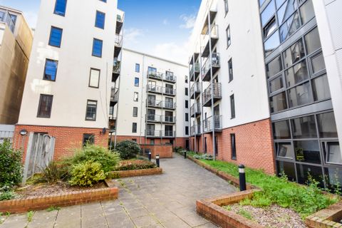 Derby Road, Canning Circus, Nottingham NG7