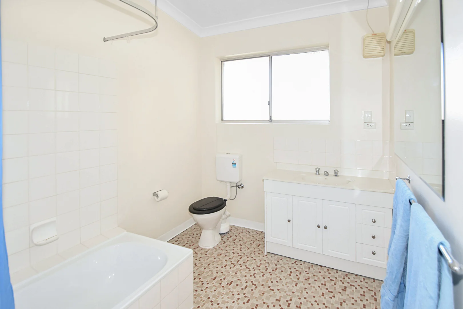 Additional image 19 of 39 Standley Crescent, Gillen NT 0870