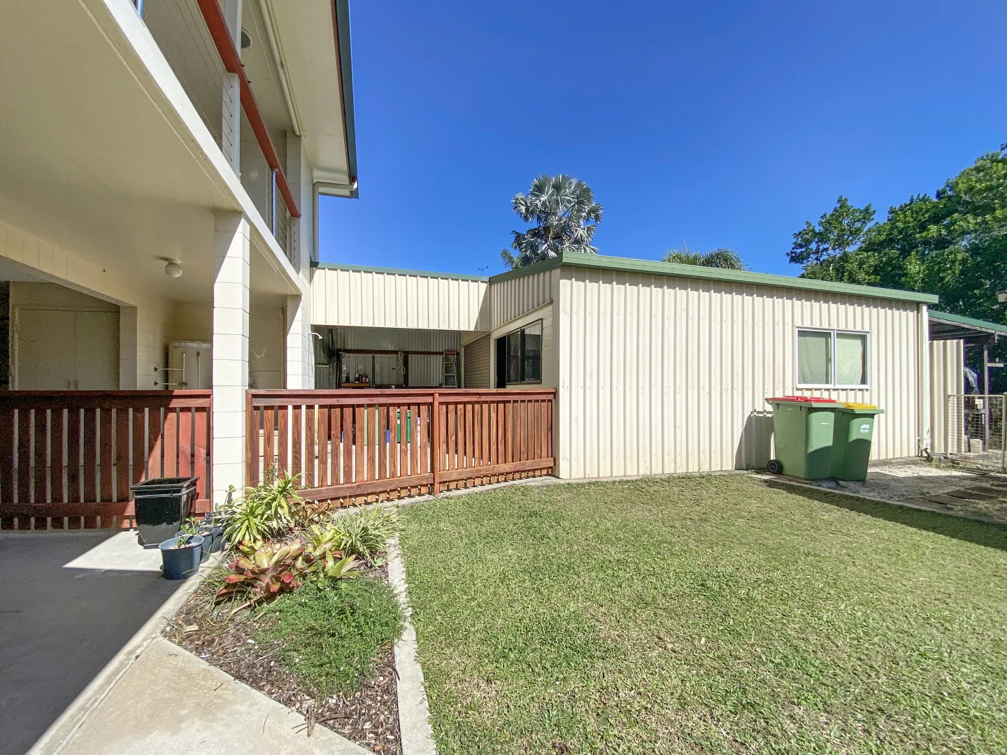 Additional image 32 of 43 Poole Street, Sarina Beach QLD 4737