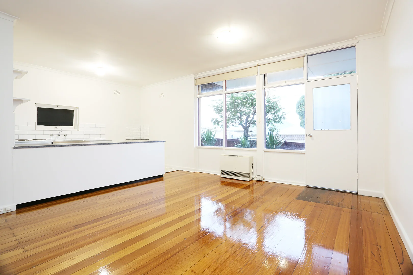 Additional image 3 of 2/19 Cole Street, Herne Hill VIC 3218