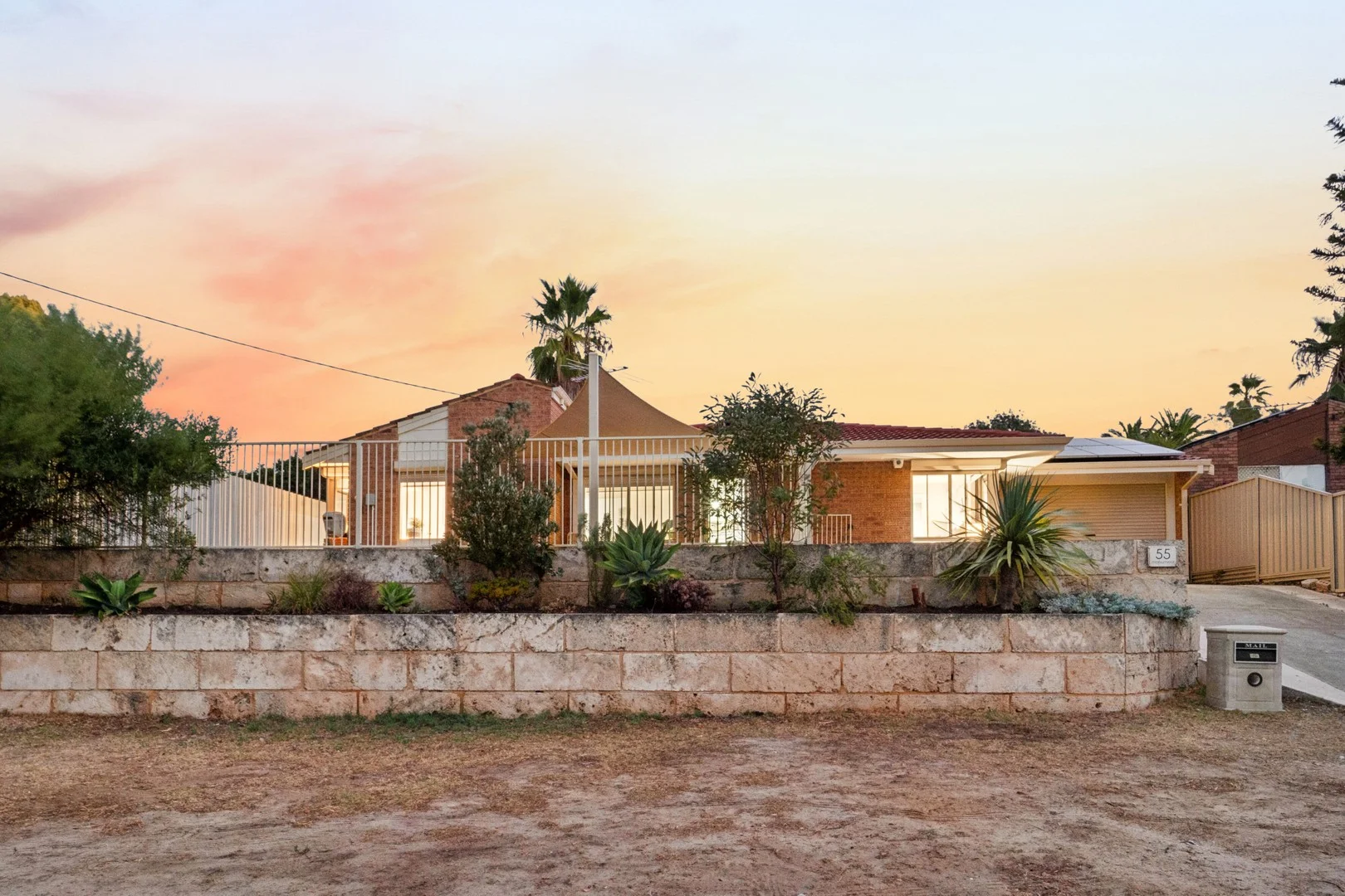 55 Monument Drive, Beldon WA 6027