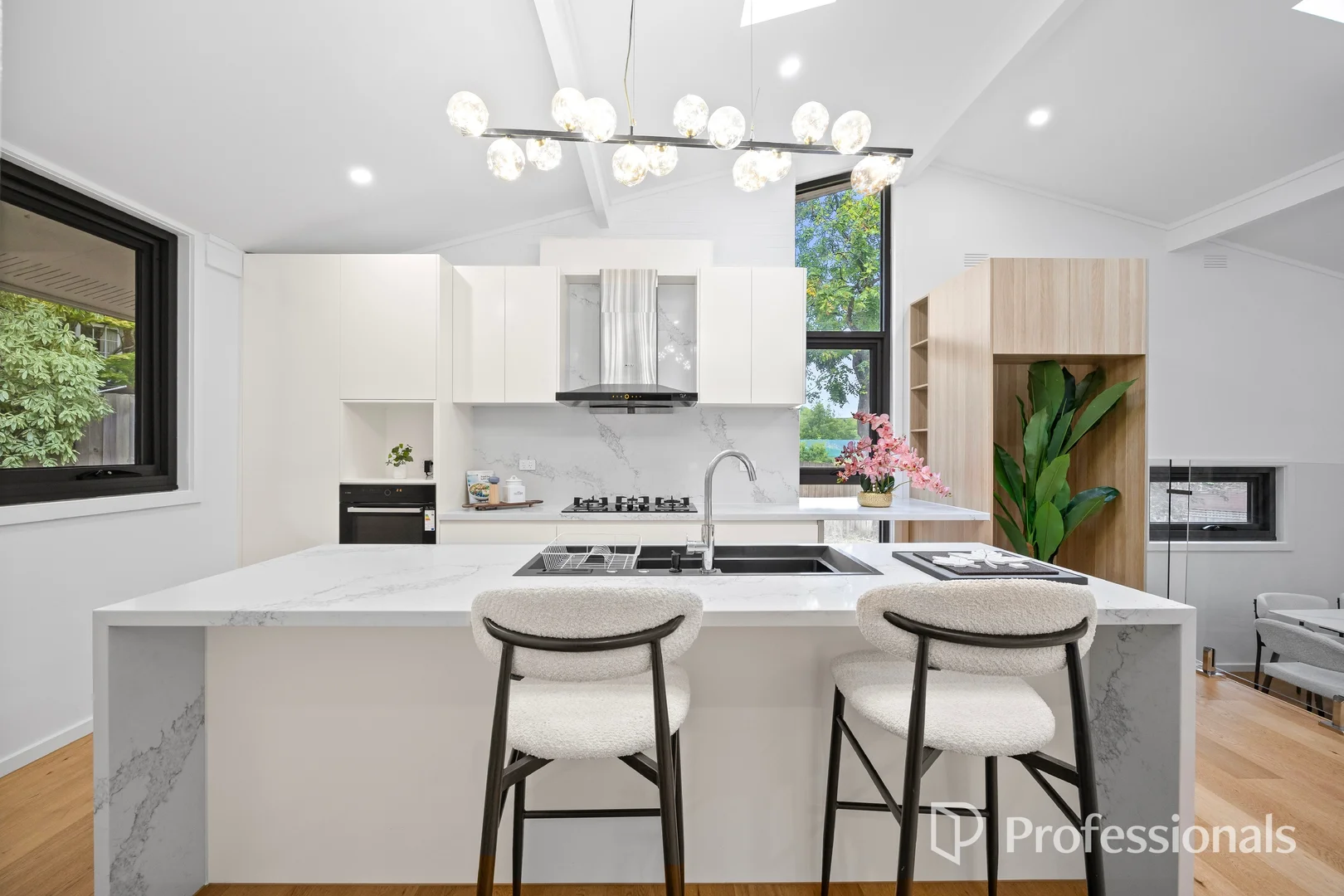 Additional image 5 of 2 The Close, Mount Waverley VIC 3149