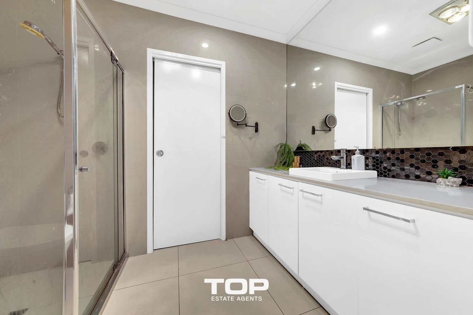 Additional image 23 of 8 Langshan Road, Clyde North VIC 3978