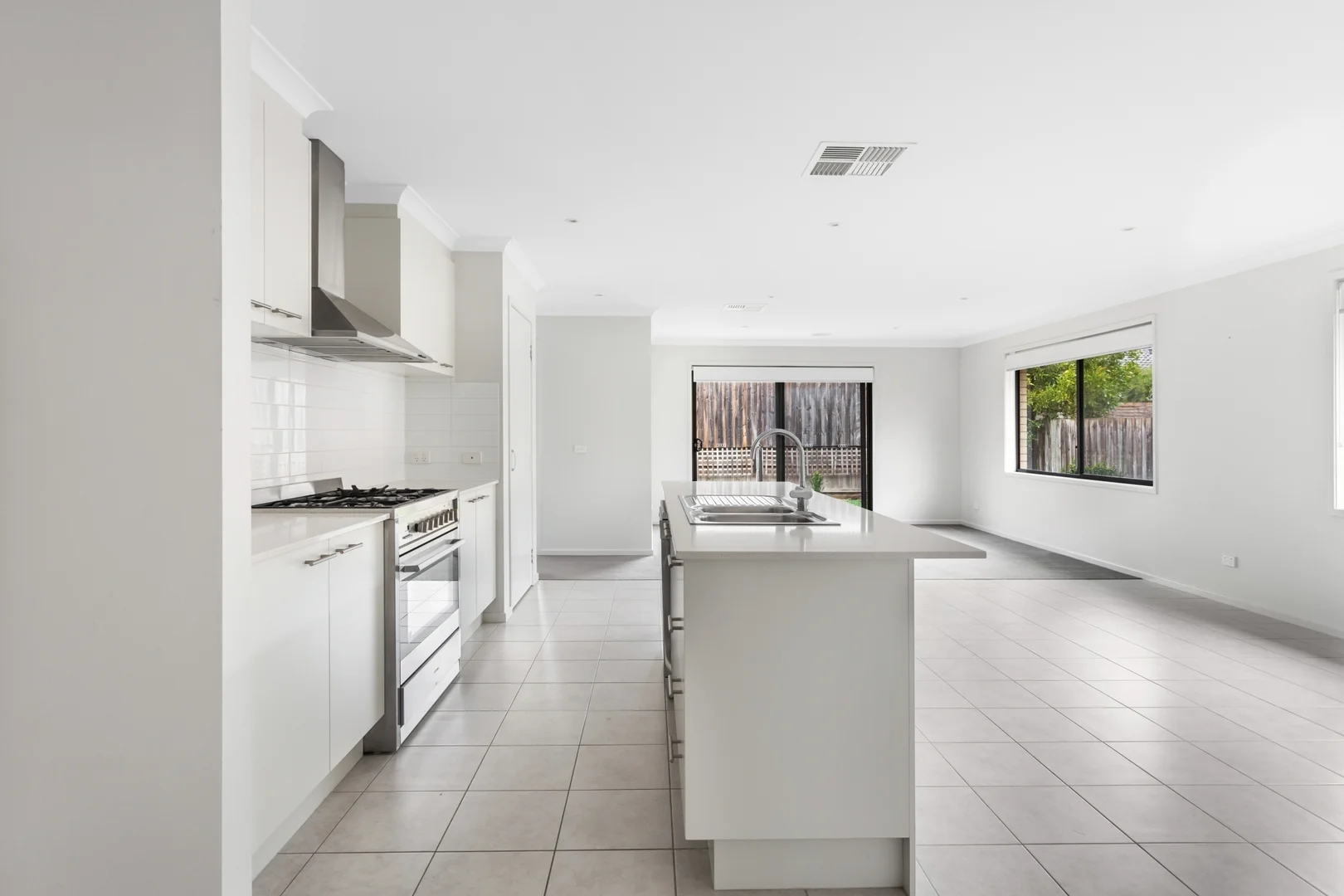 Additional image 4 of 3/5 Hall Court, Kyneton VIC 3444