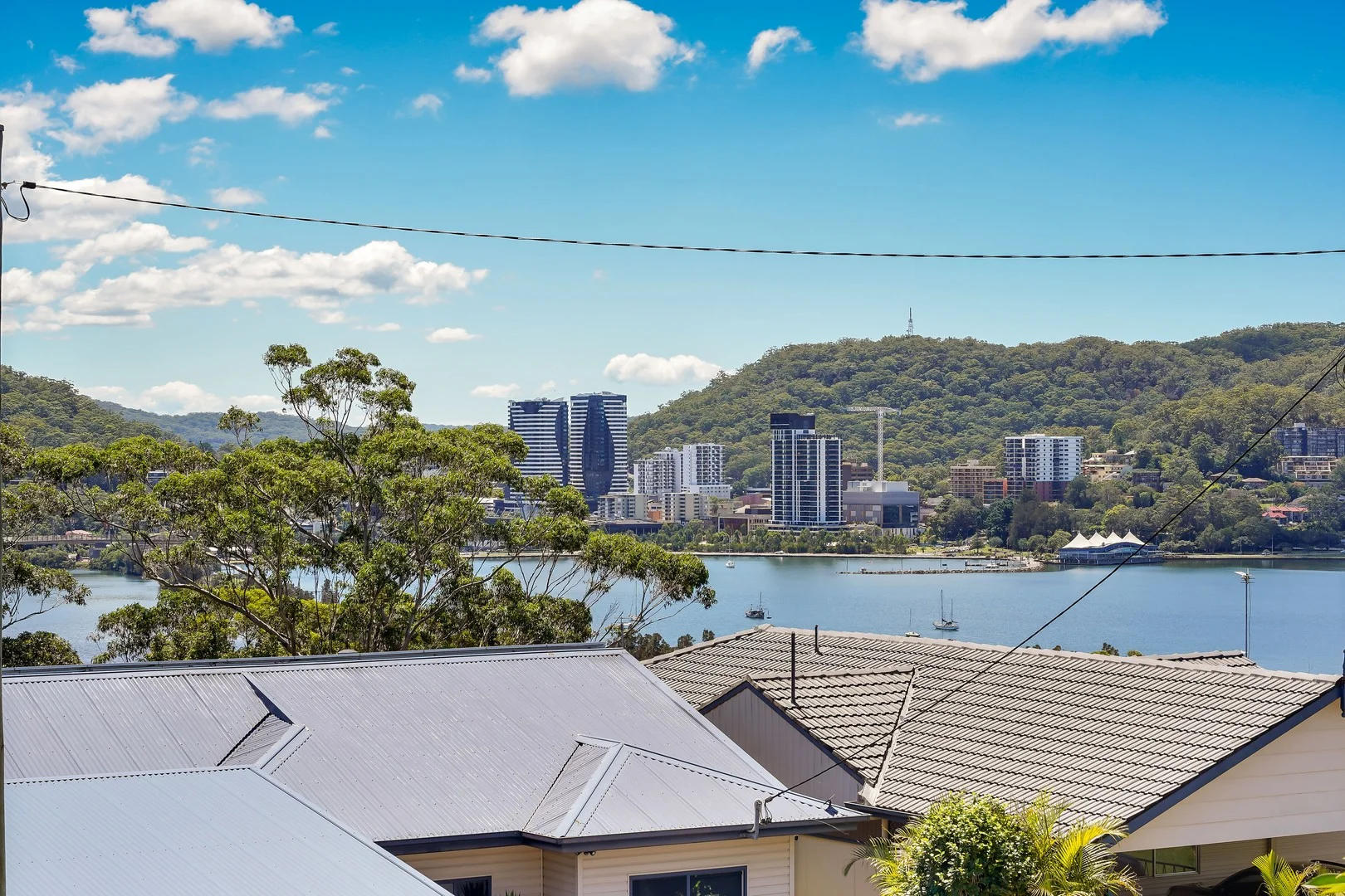 18 Penang Street, Point Clare NSW 2250