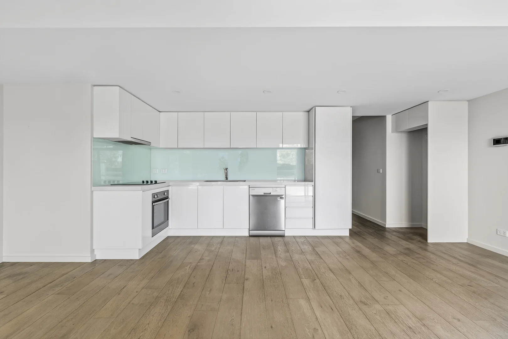 Additional image 4 of 101/214 Warrigal Road, Oakleigh South VIC 3167