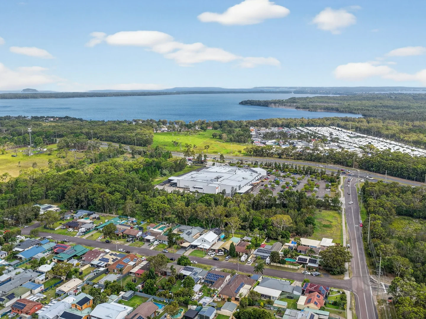 9 & 9a Chisholm Avenue, Lake Munmorah NSW 2259