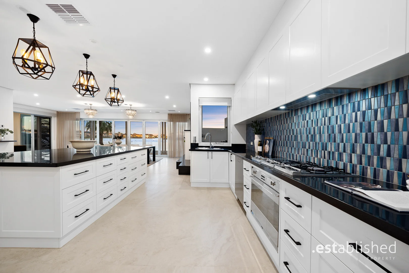 Additional image 8 of 20 Heron Way, Sanctuary Lakes VIC 3030