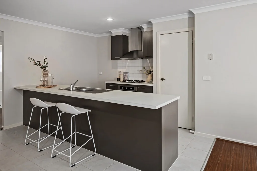 Additional image 6 of 229 Paterson Drive, Lynbrook VIC 3975