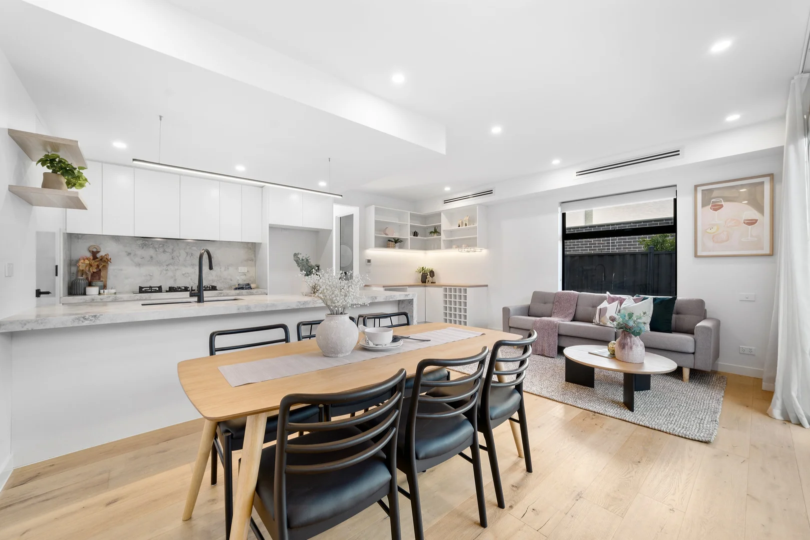 2/91 Stanley Avenue, Mount Waverley VIC 3149 photo 3