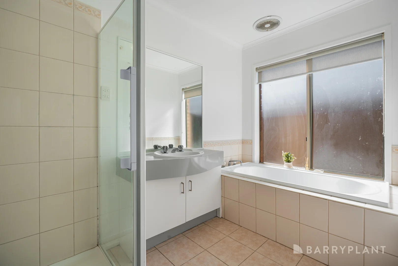 Additional image 9 of 2 Finton Court, Pakenham VIC 3810