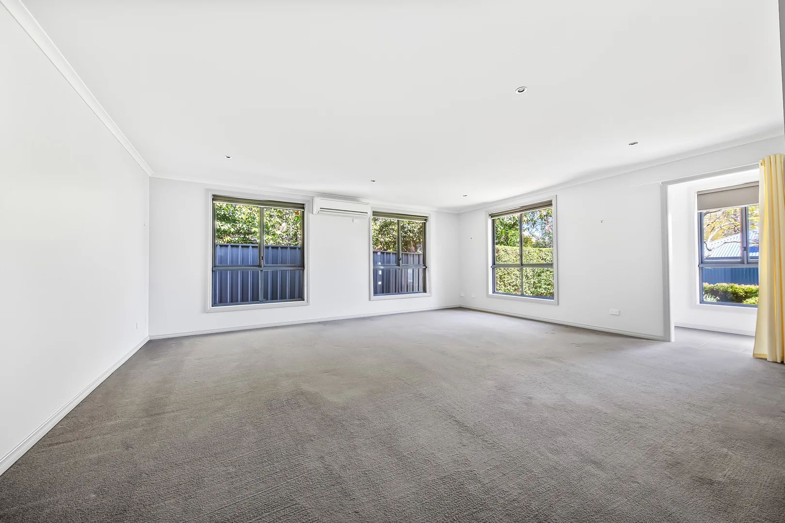 Additional image 4 of 2/18 Thompson Street, Bright VIC 3741