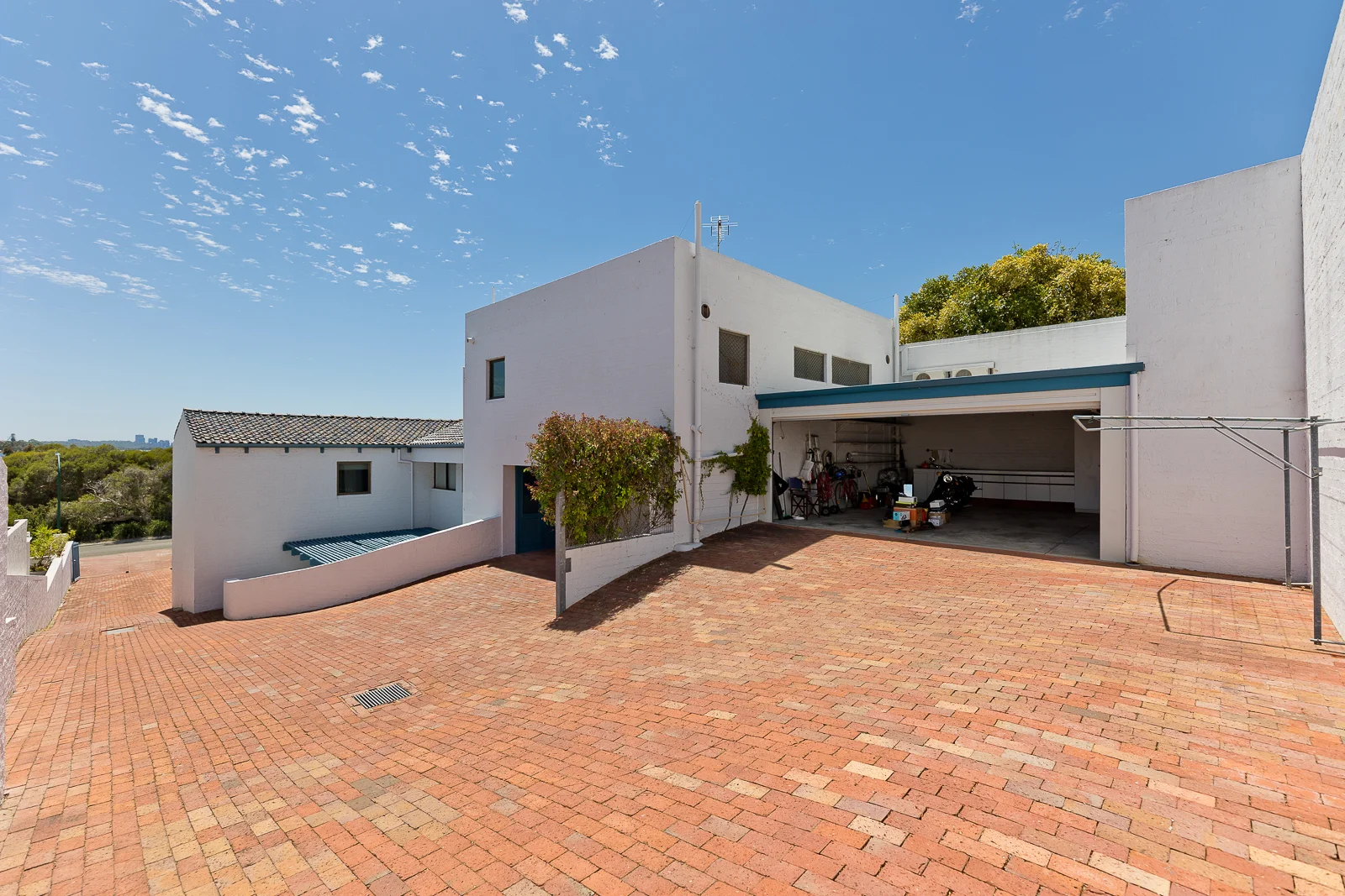 Additional image 33 of 42-44 Burke Drive, Attadale WA 6156