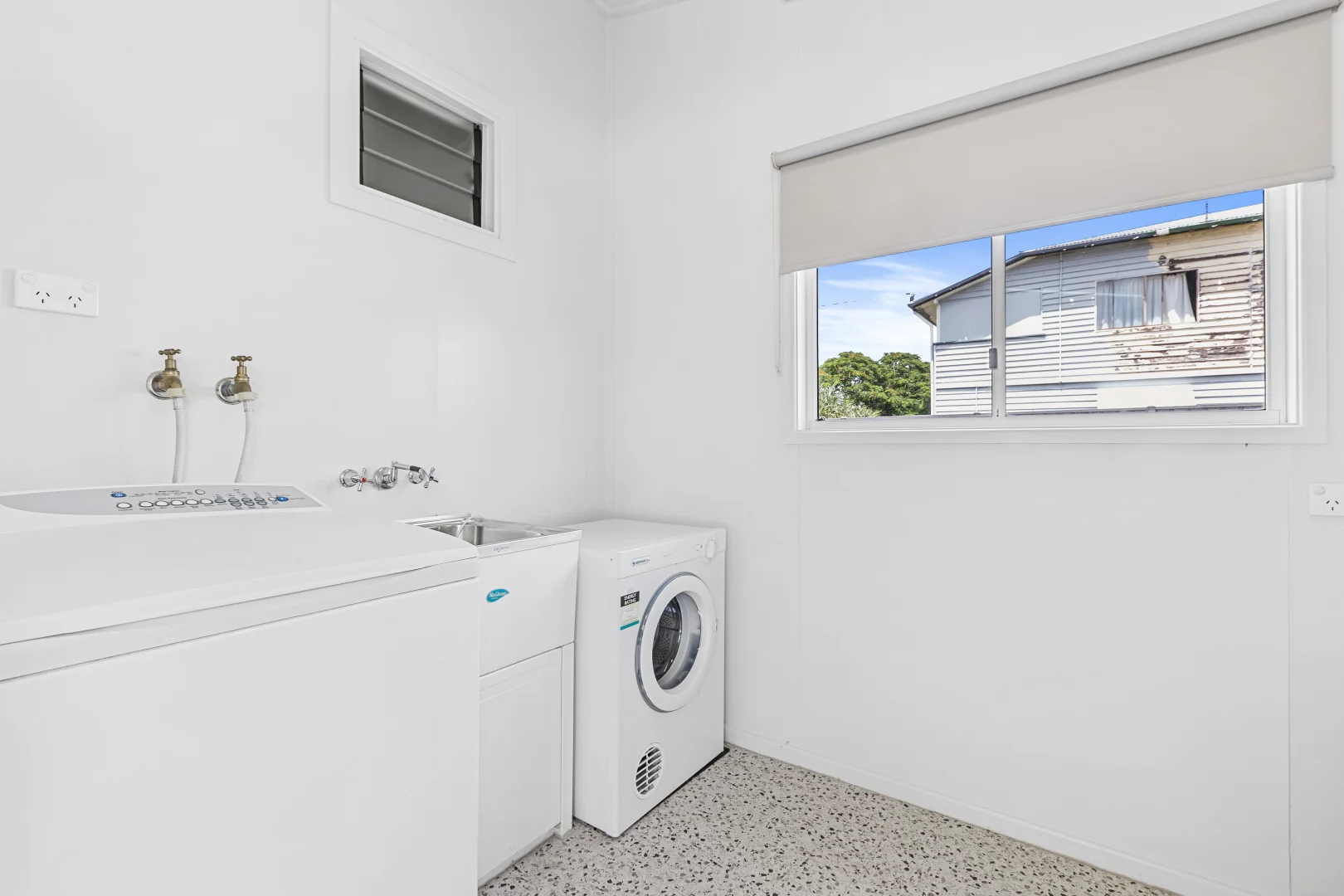 Additional image 11 of 30 Gympie Road, Tin Can Bay QLD 4580