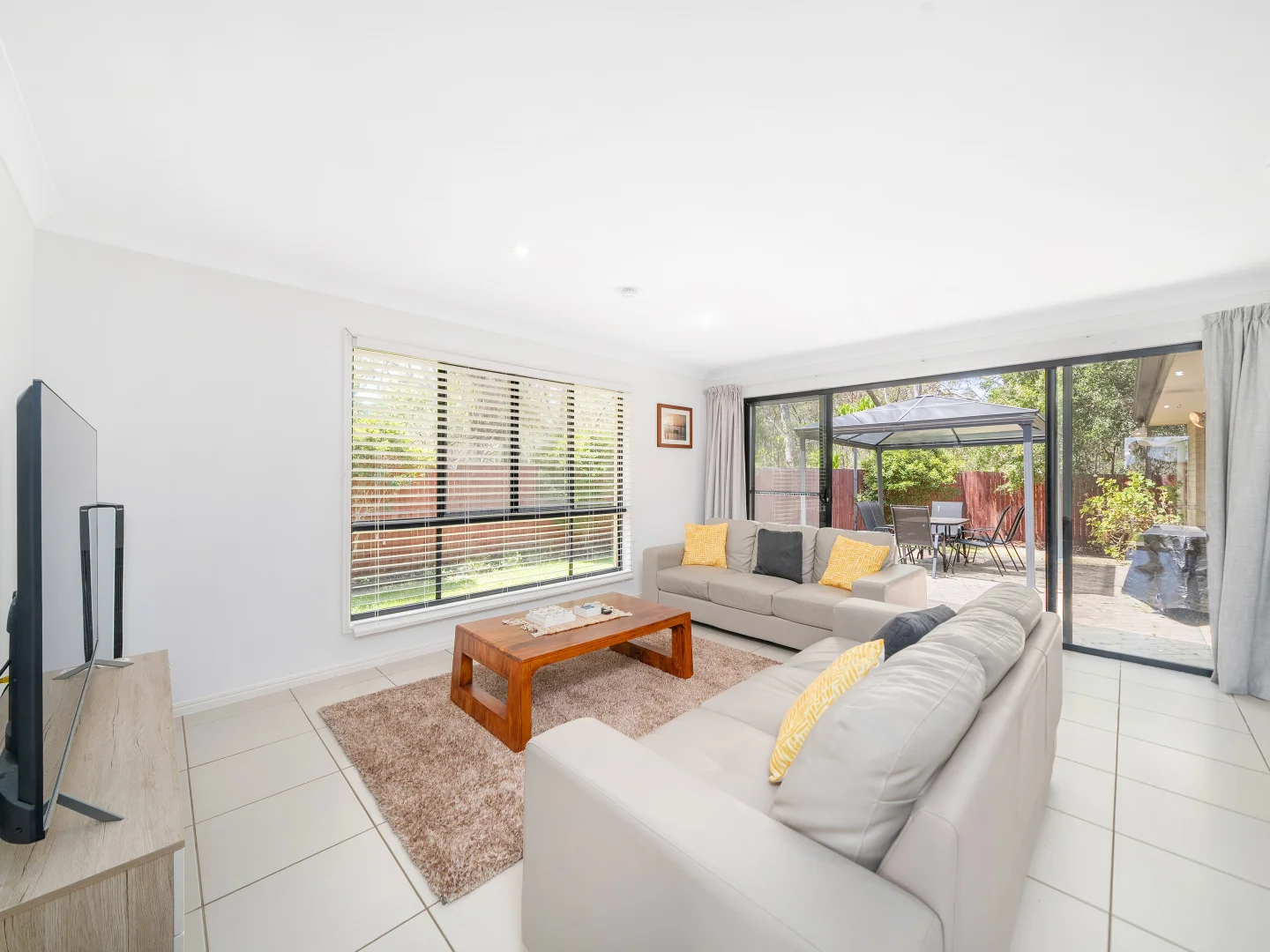 Additional image 3 of 20 Rushcutters Court, Sandstone Point QLD 4511