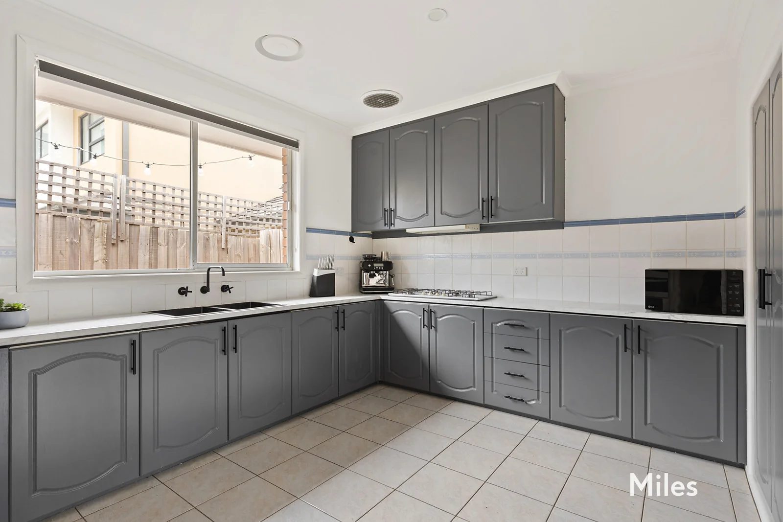 Additional image 5 of 3/218 Waiora Road, Rosanna VIC 3084