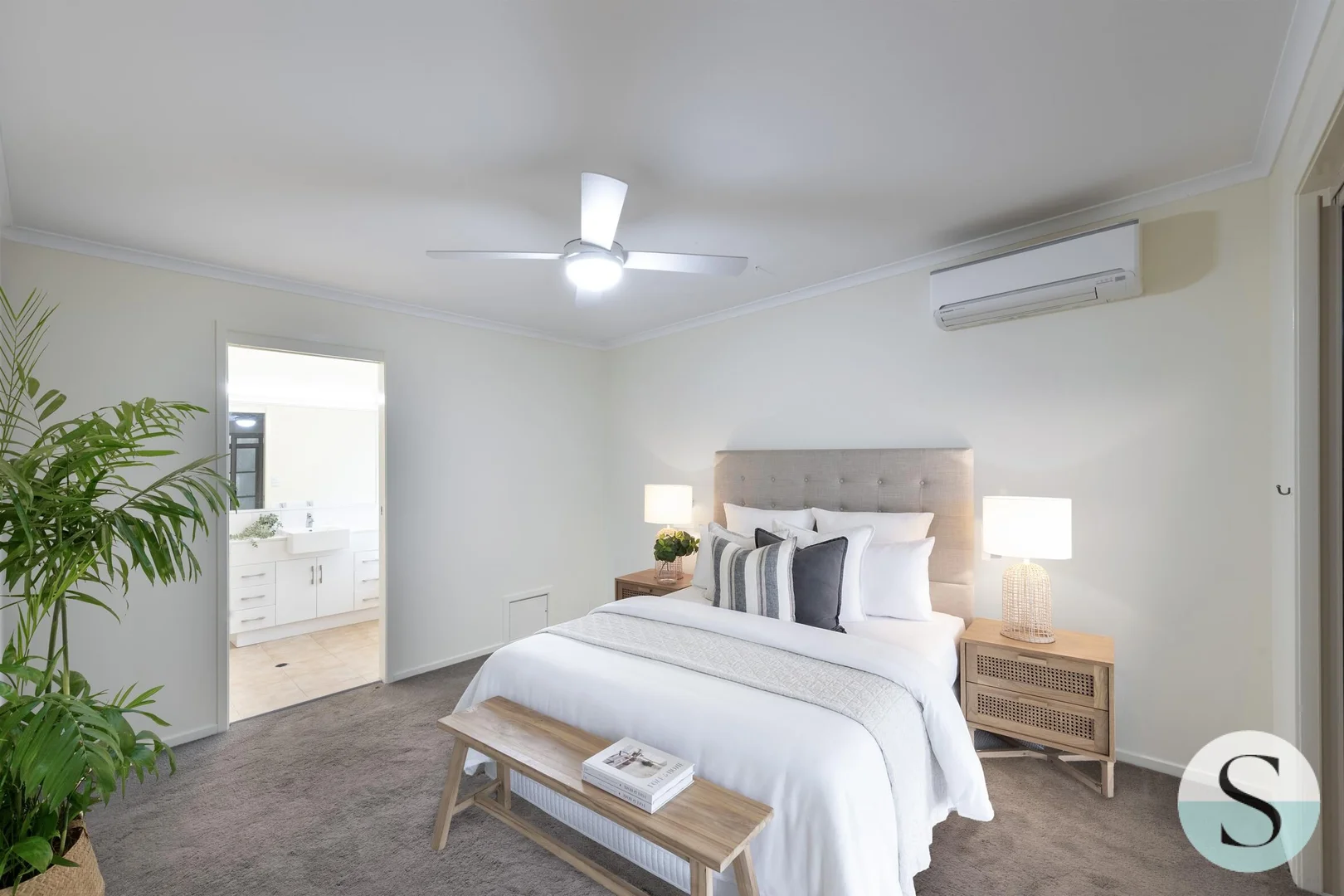 Additional image 16 of 10 Driftwood Close, Caves Beach NSW 2281