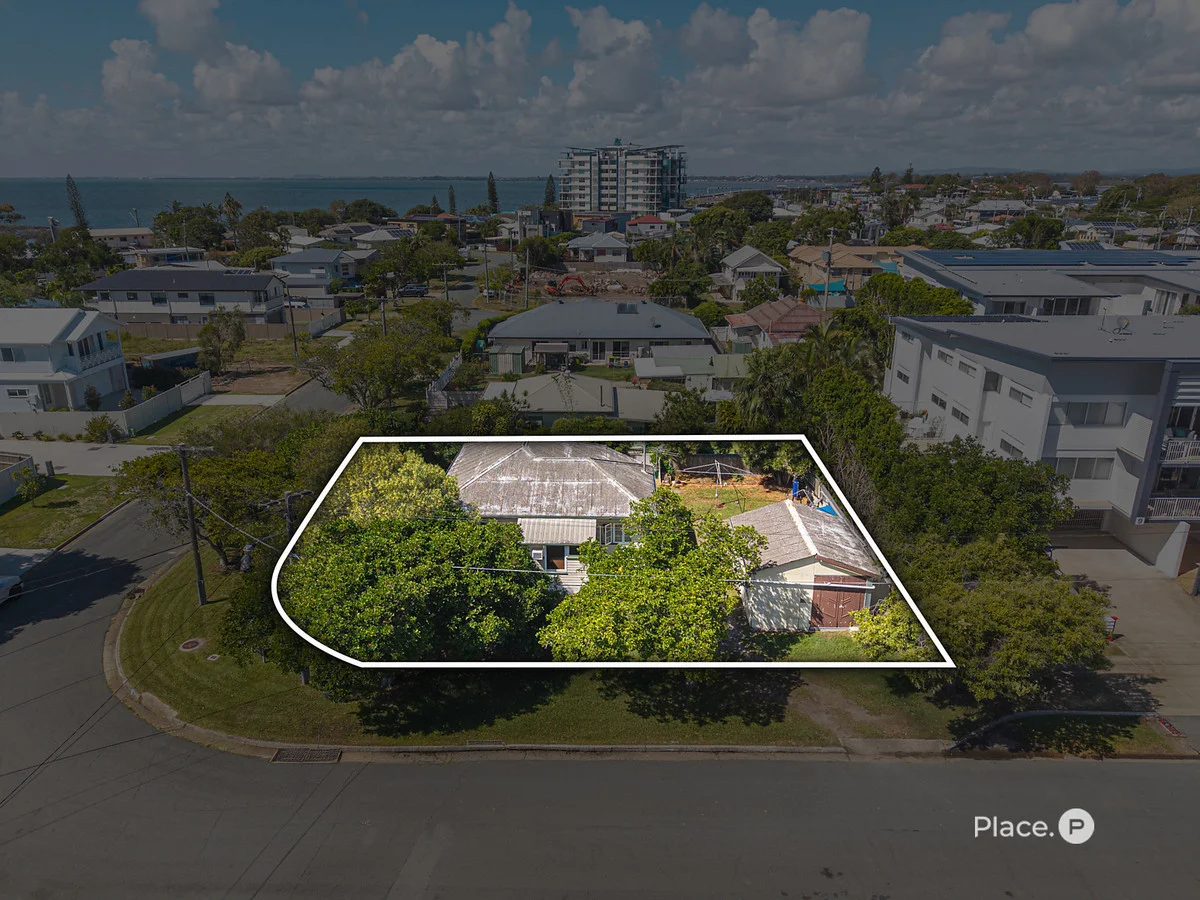 Additional image 7 of 15 Robert Street, Clontarf QLD 4019