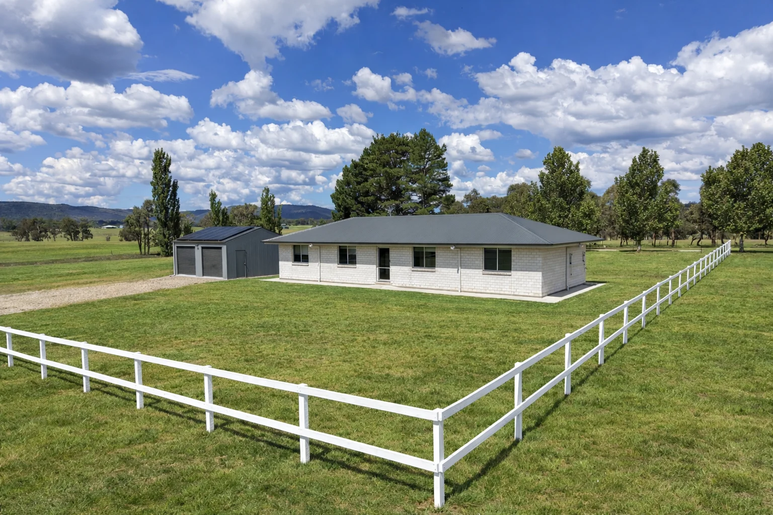 15 Haddocks Road, Tenterfield NSW 2372