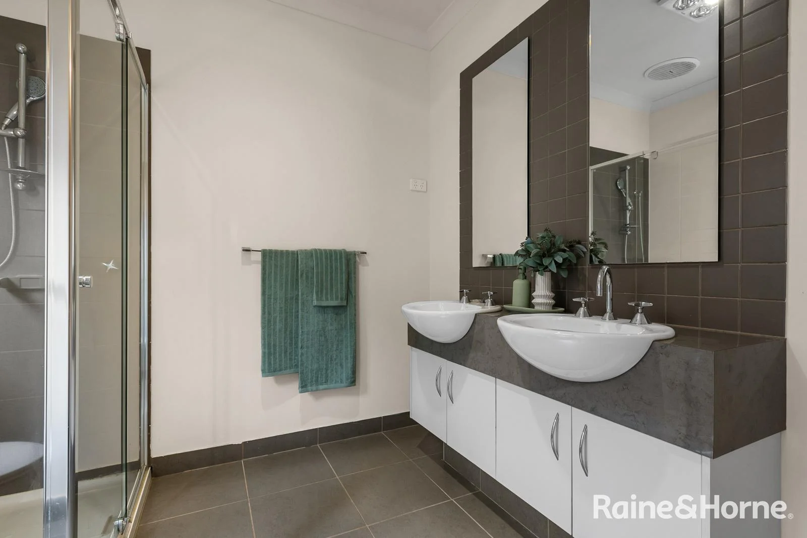 Additional image 12 of 8 Flemings Avenue, Harkness VIC 3337