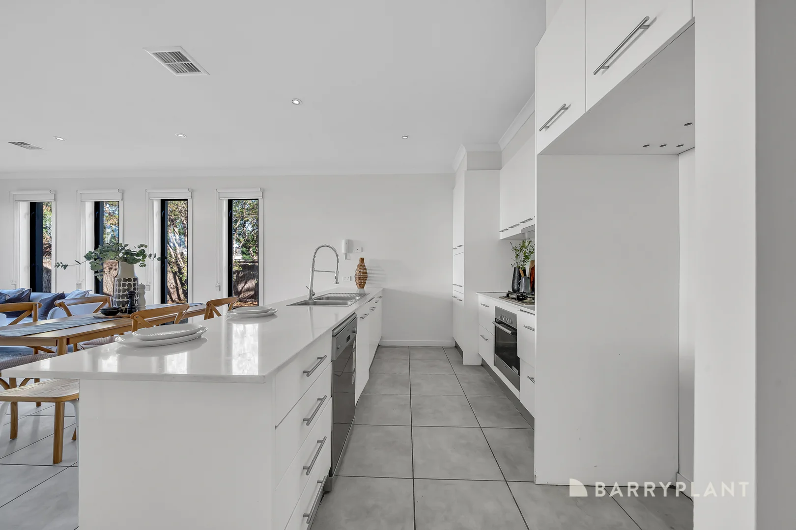 Additional image 10 of 96 Signature Boulevard, Sanctuary Lakes VIC 3030