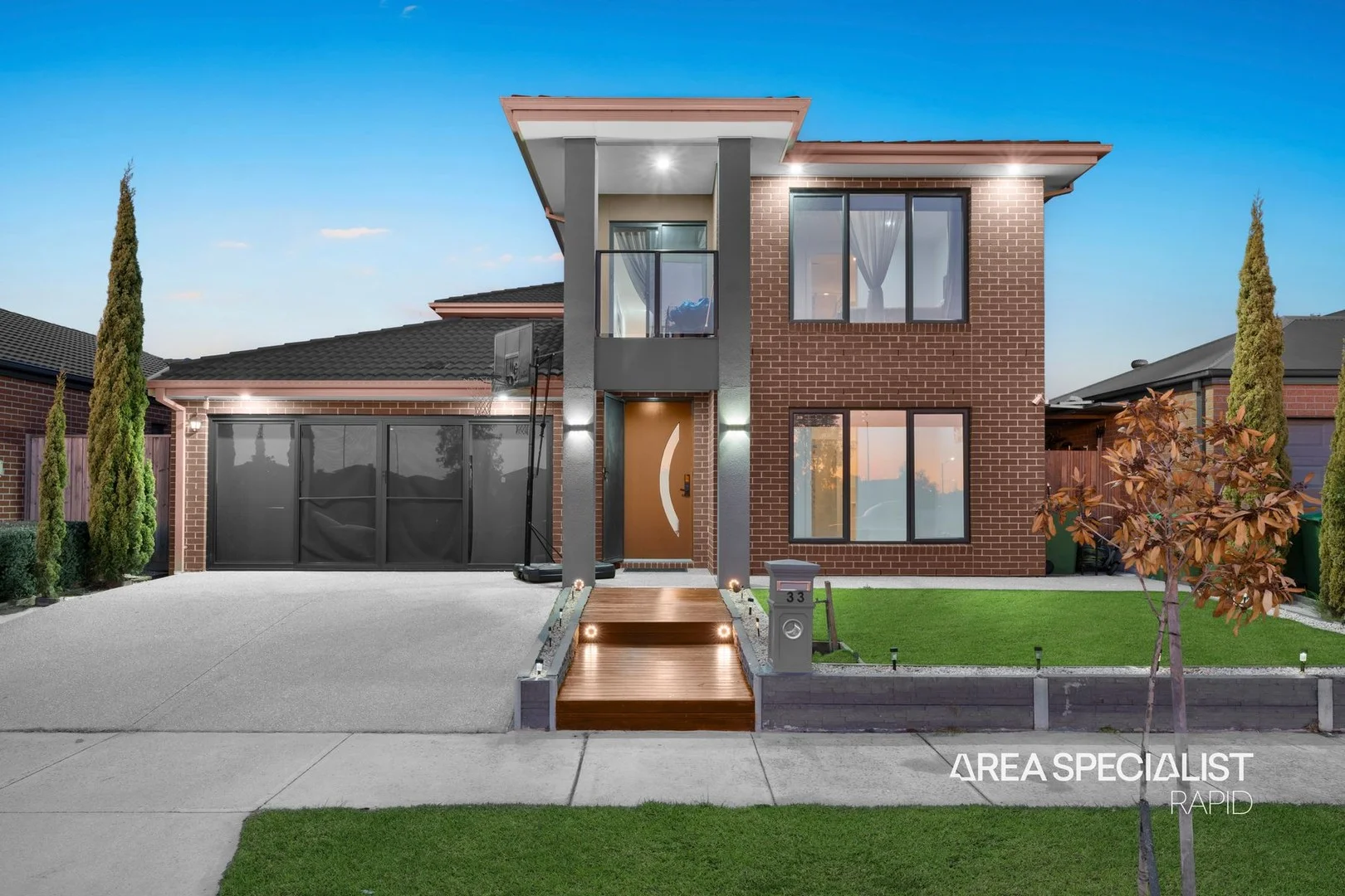 33 Beatrix Circuit, Officer VIC 3809