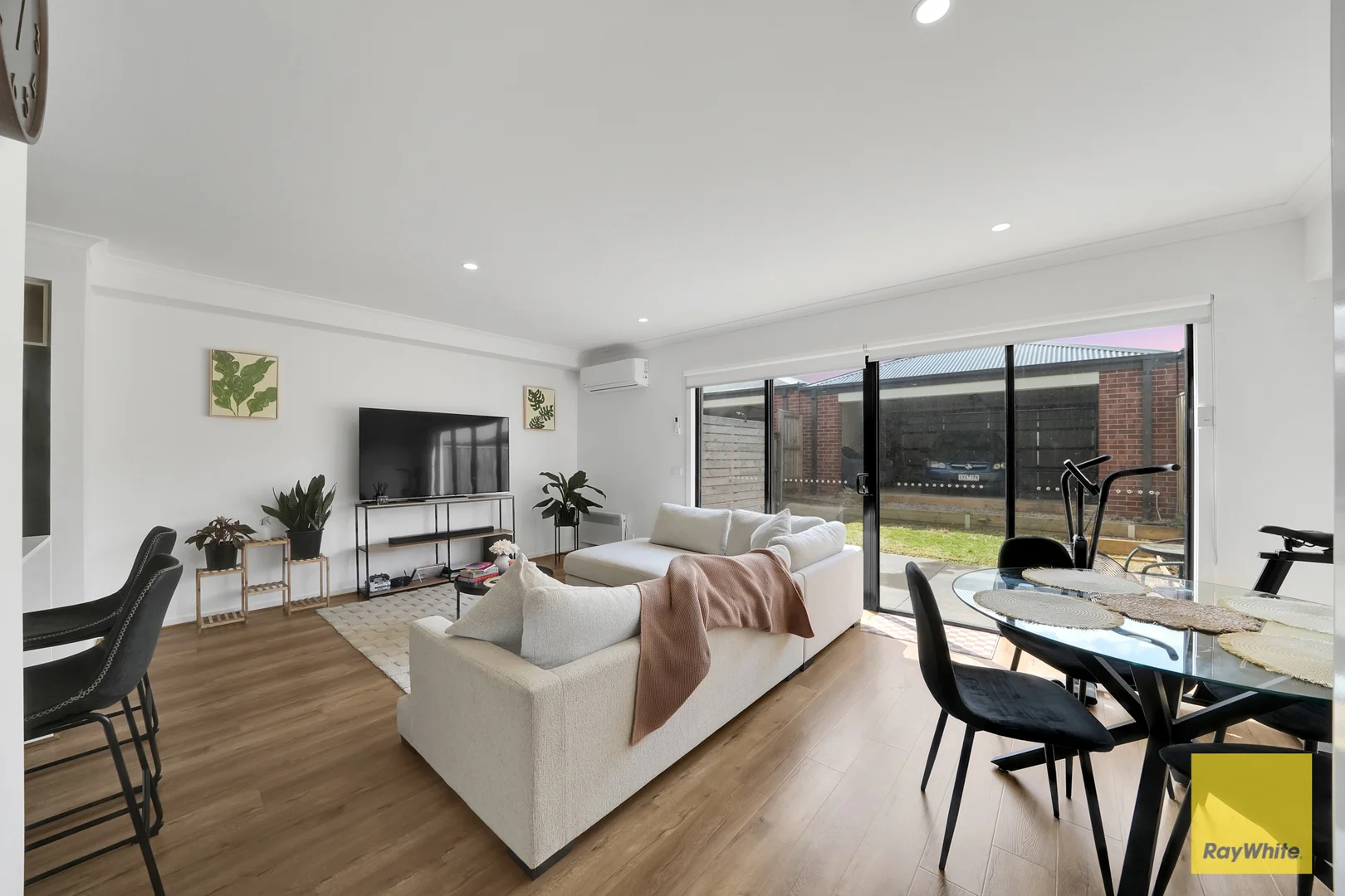 Additional image 2 of 26 Harlequin Avenue, Deanside VIC 3336