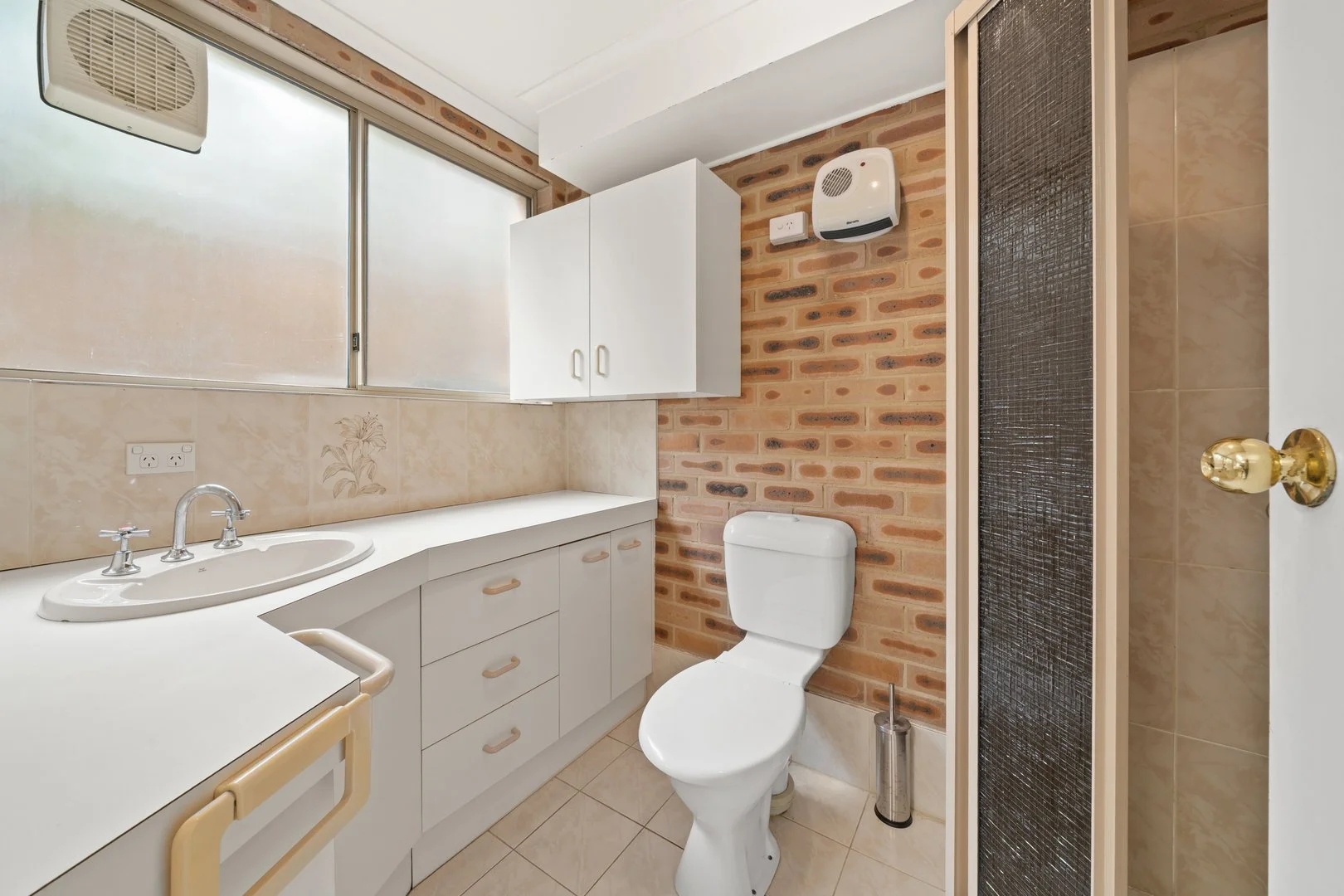 Additional image 32 of 4 Bourchier Close, Calwell ACT 2905