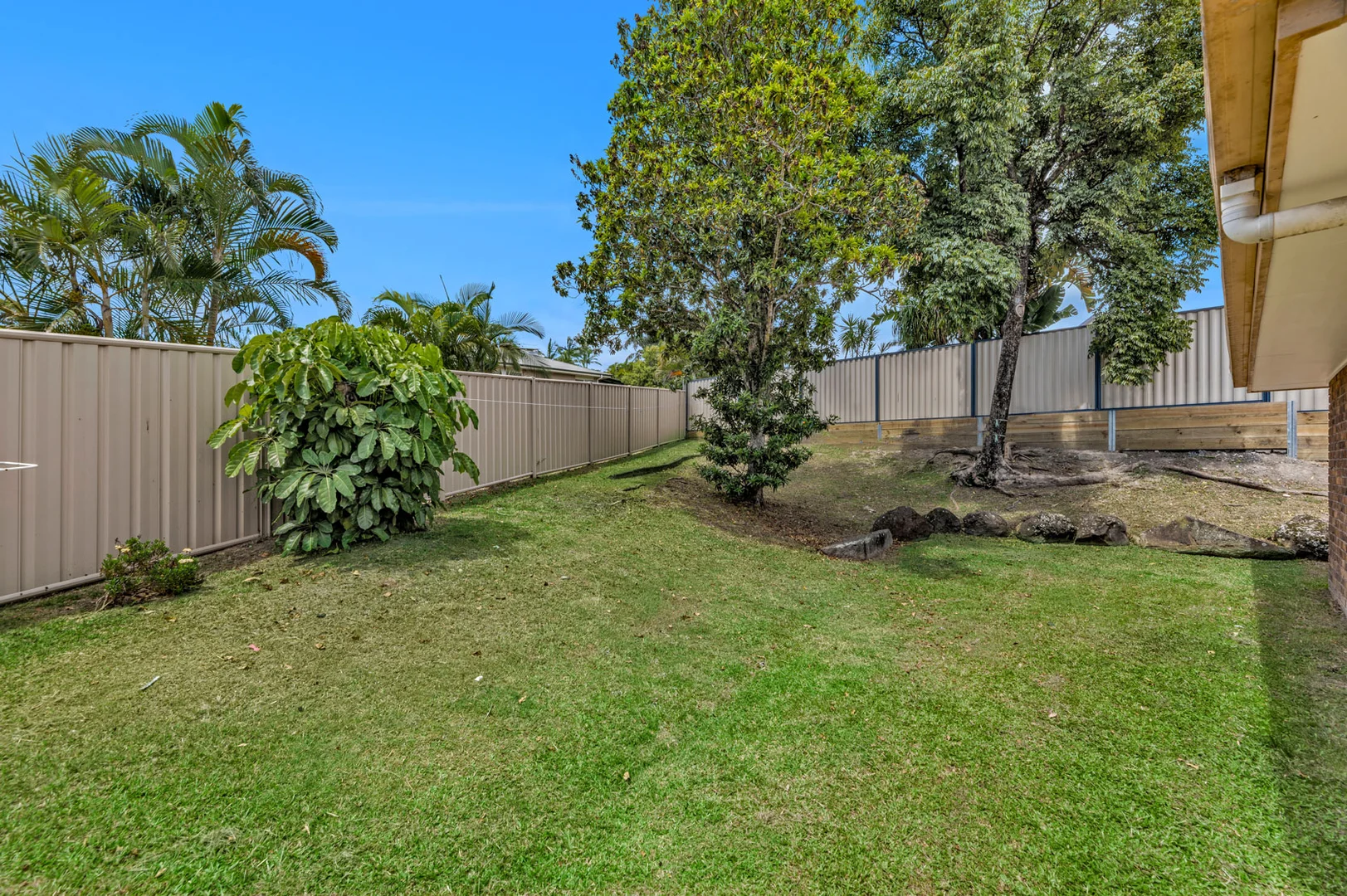 Additional image 7 of 4 Grimsdyke Court, Molendinar QLD 4214