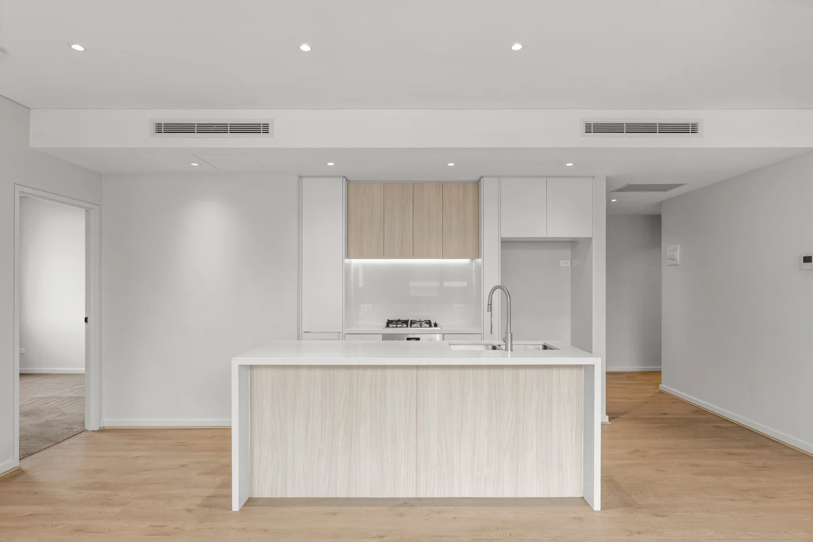 Additional image 4 of 502/66 Glencoe Street, Sutherland NSW 2232