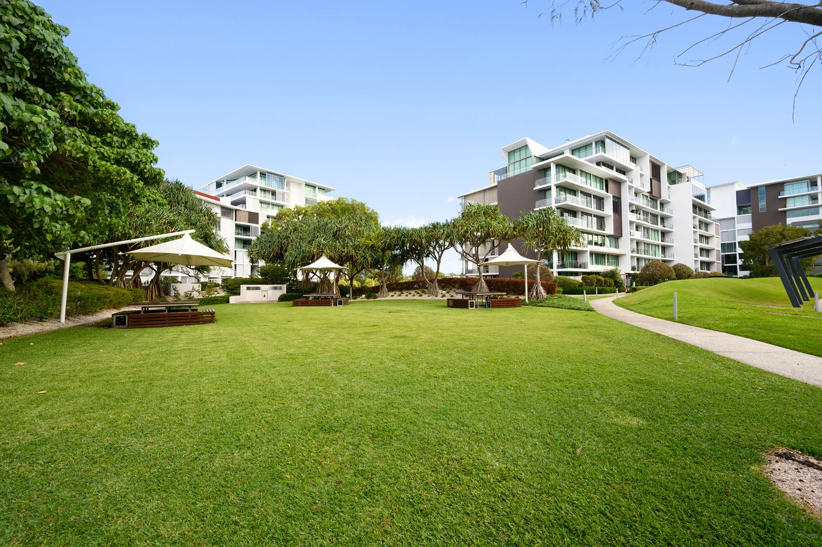 Additional image 13 of 29201/2 Ephraim Island Parade, Paradise Point QLD 4216