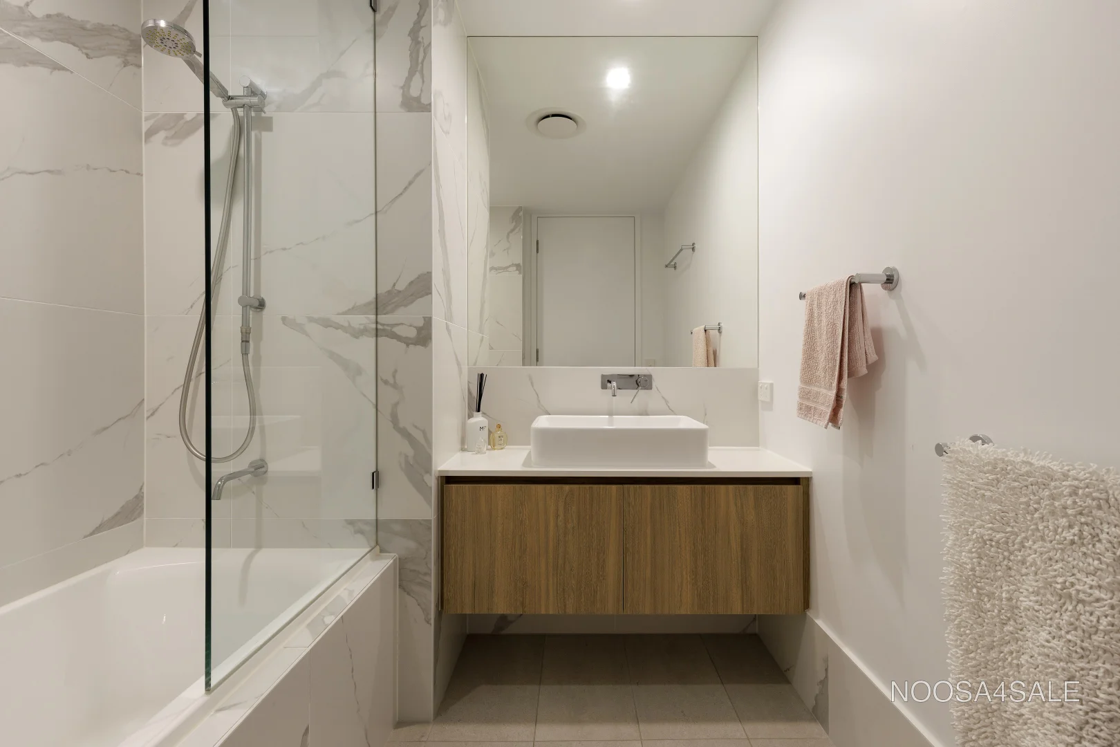 Additional image 12 of 2415/19 Lakeview Rise, Noosa Heads QLD 4567